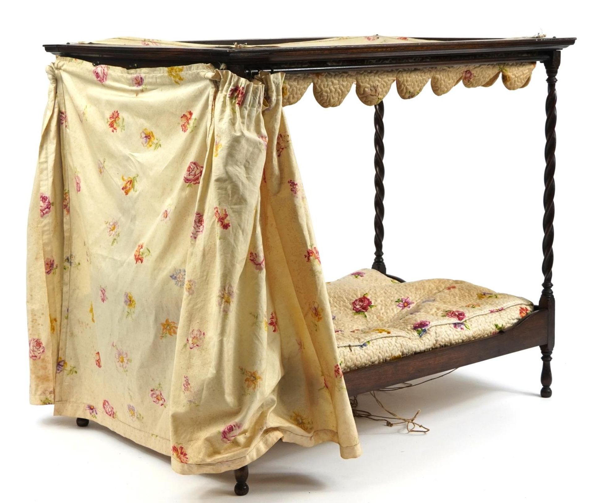 Antique mahogany barley twist four poster apprentice doll's bed, 59cm H x 70cm W x 44cm D - Image 2 of 3