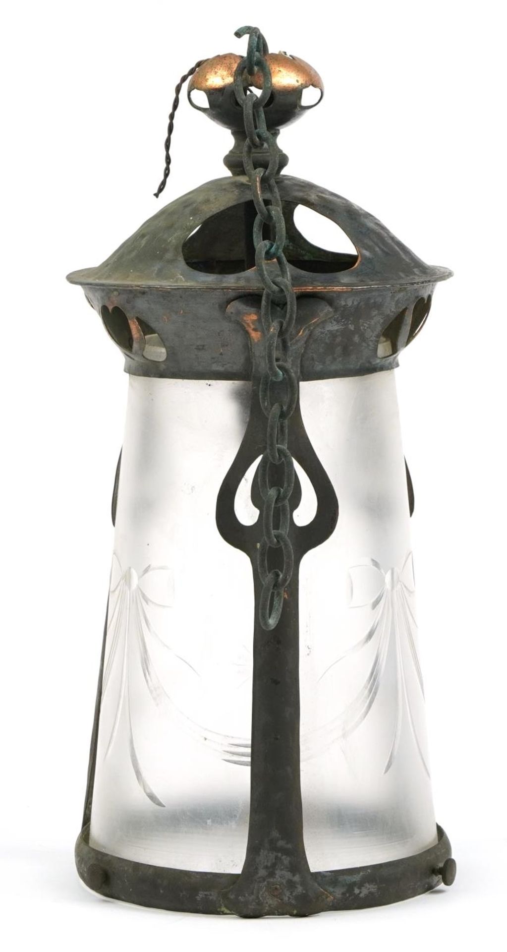 Arts & Crafts copper hanging lantern with frosted glass shade etched with swags and bows, 39cm high - Bild 2 aus 3