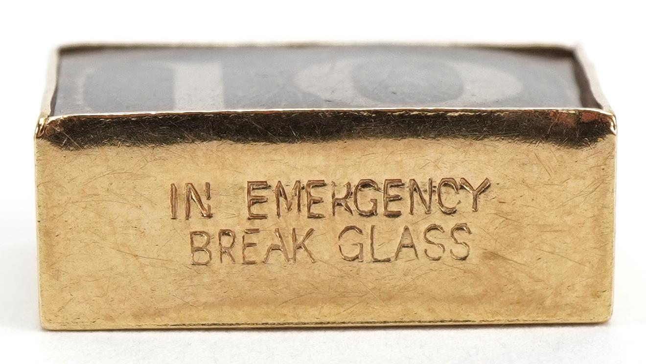 9ct gold emergency ten shilling note charm, 2.0cm wide, 3.5g - Image 3 of 4