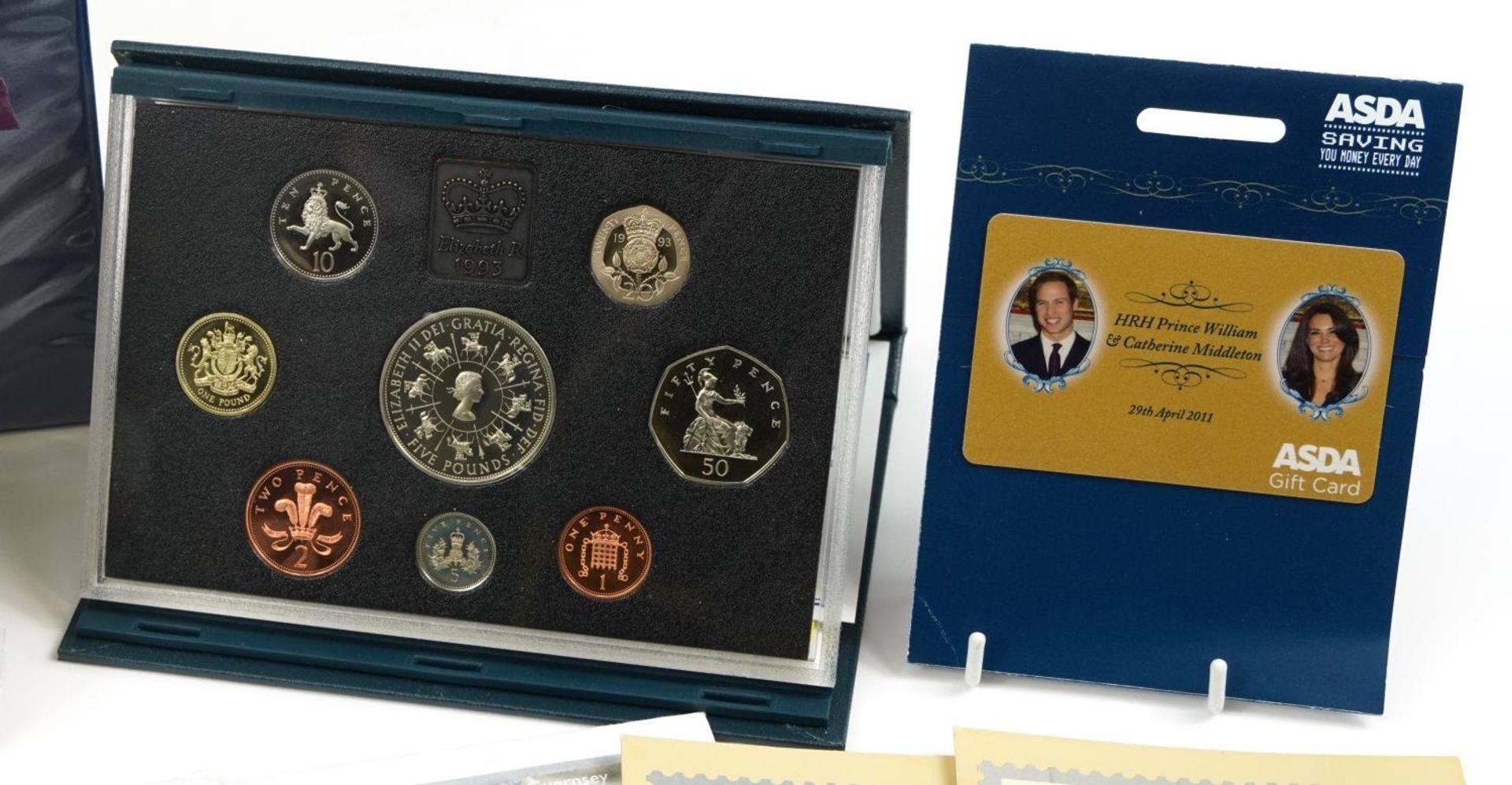 Silver proof uncirculated and other coinage including five pound coins and Elizabeth II Jubilee - Image 3 of 5