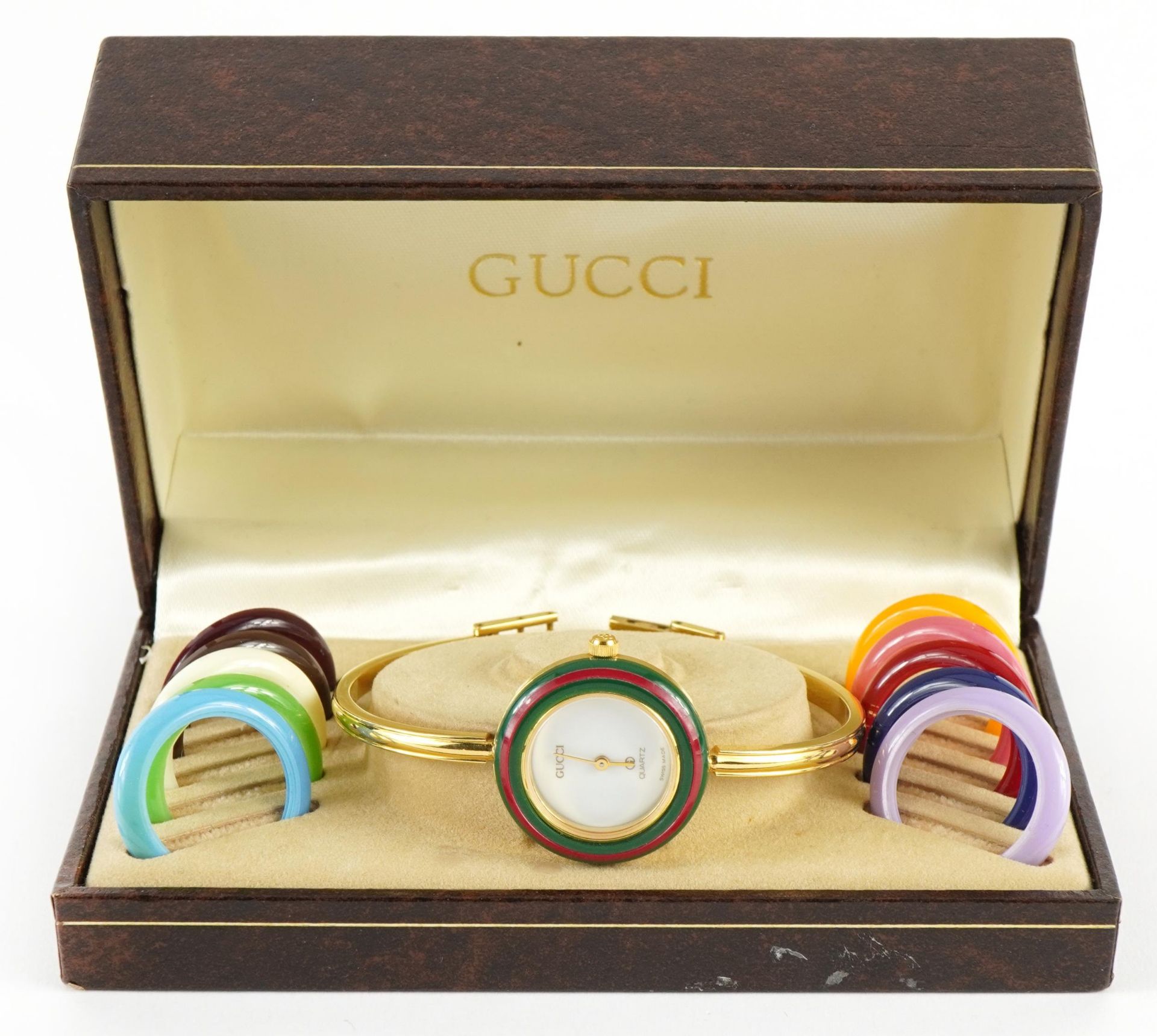 Ladies Gucci quartz wristwatch with interchangeable bezels and Gucci box, the case numbered 1100-L - Bild 2 aus 6