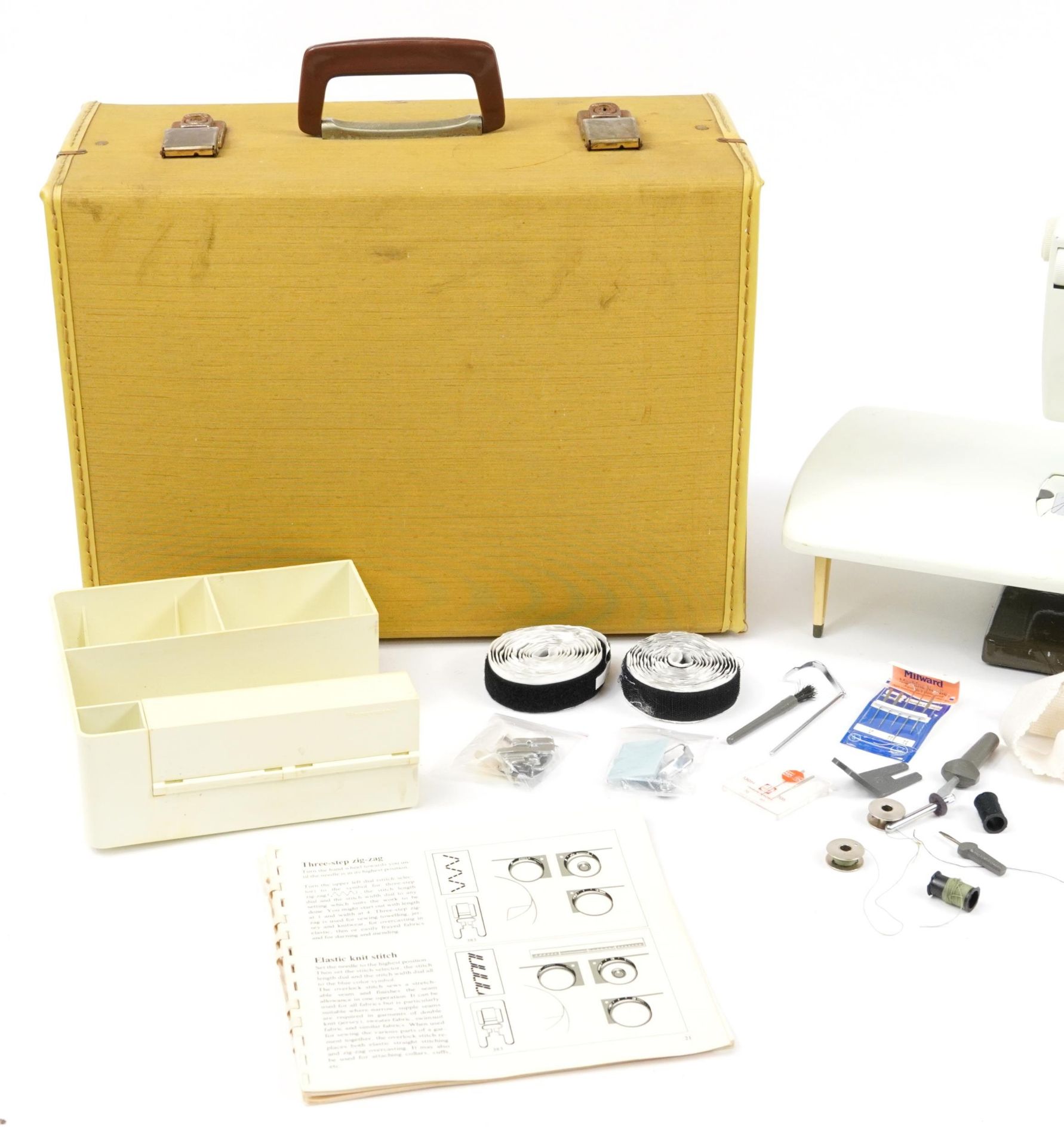 Husqvarna Viking electric sewing machine with case, model 5530 - Image 2 of 5