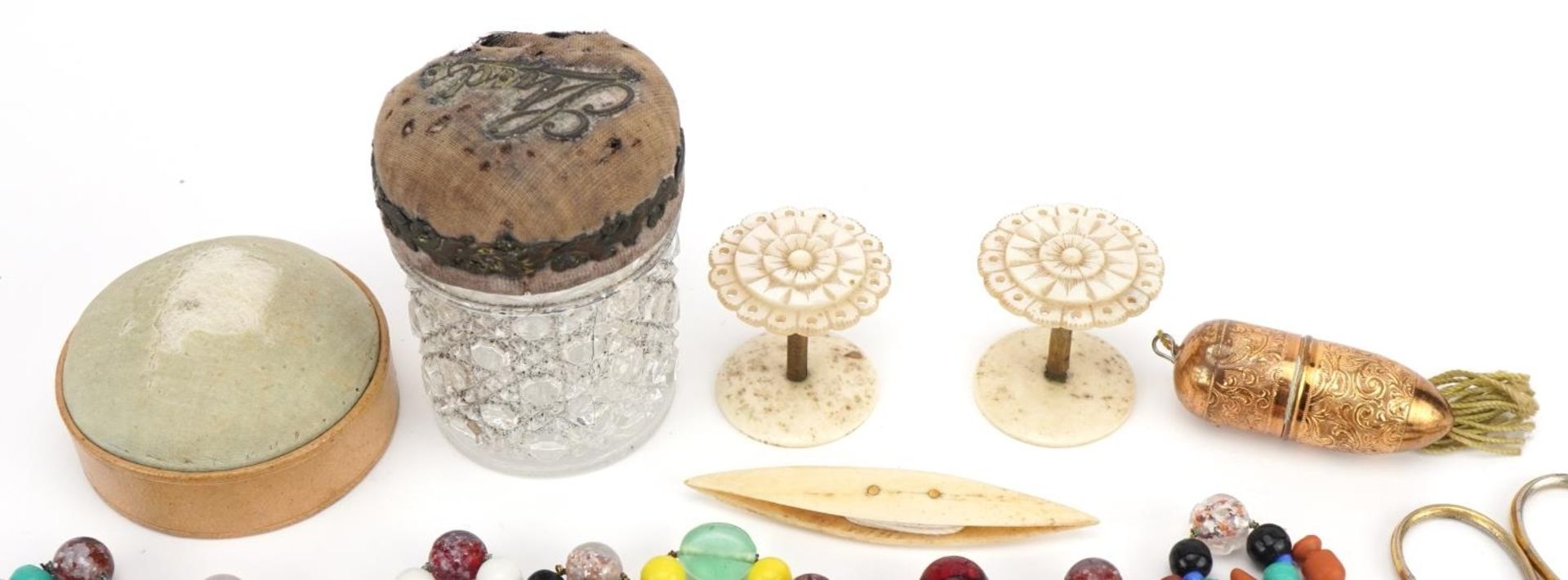 Victorian and later sewing items including cut glass stud jar with pincushion lid, bone tatting - Bild 2 aus 3