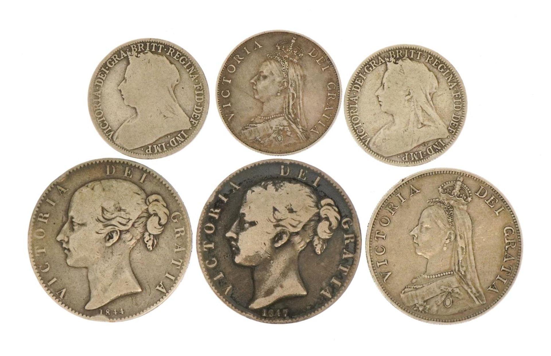 Victorian silver coinage including 1844 and 1847 crowns and an 1887 double florin, 110.0g