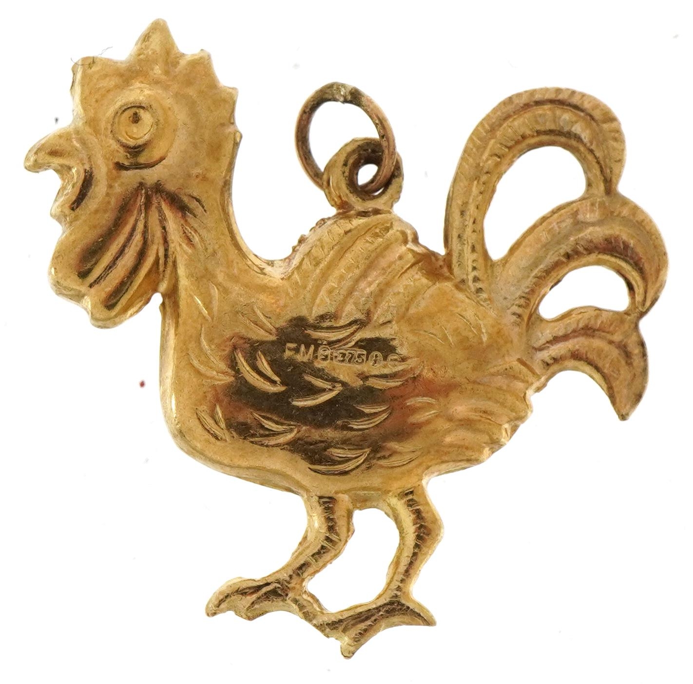 Large 9ct gold rooster charm, 2.5cm high, 2.3g - Image 2 of 3