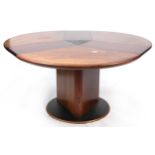 Skovby Mobelfabrik, Danish mid century circular rosewood extending dining table, with three