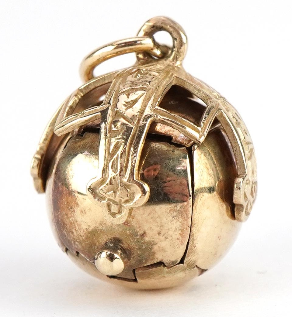 9ct gold cased folding masonic ball pendant, 4.0cm high when open, 6.8g - Image 3 of 4