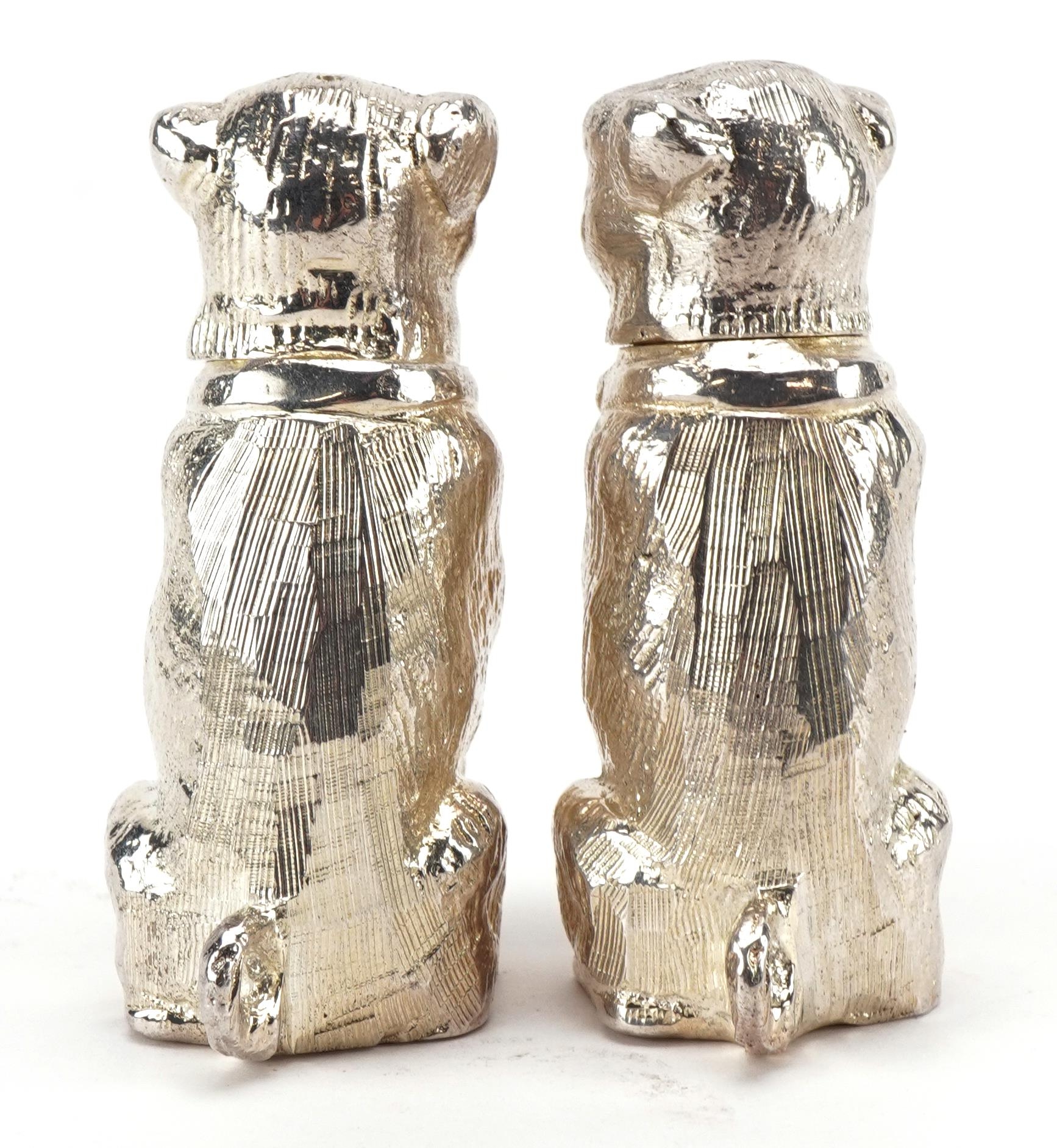 Pair of novelty silver plated Pug dog design salt and peppers, 6.5cm high - Image 2 of 3