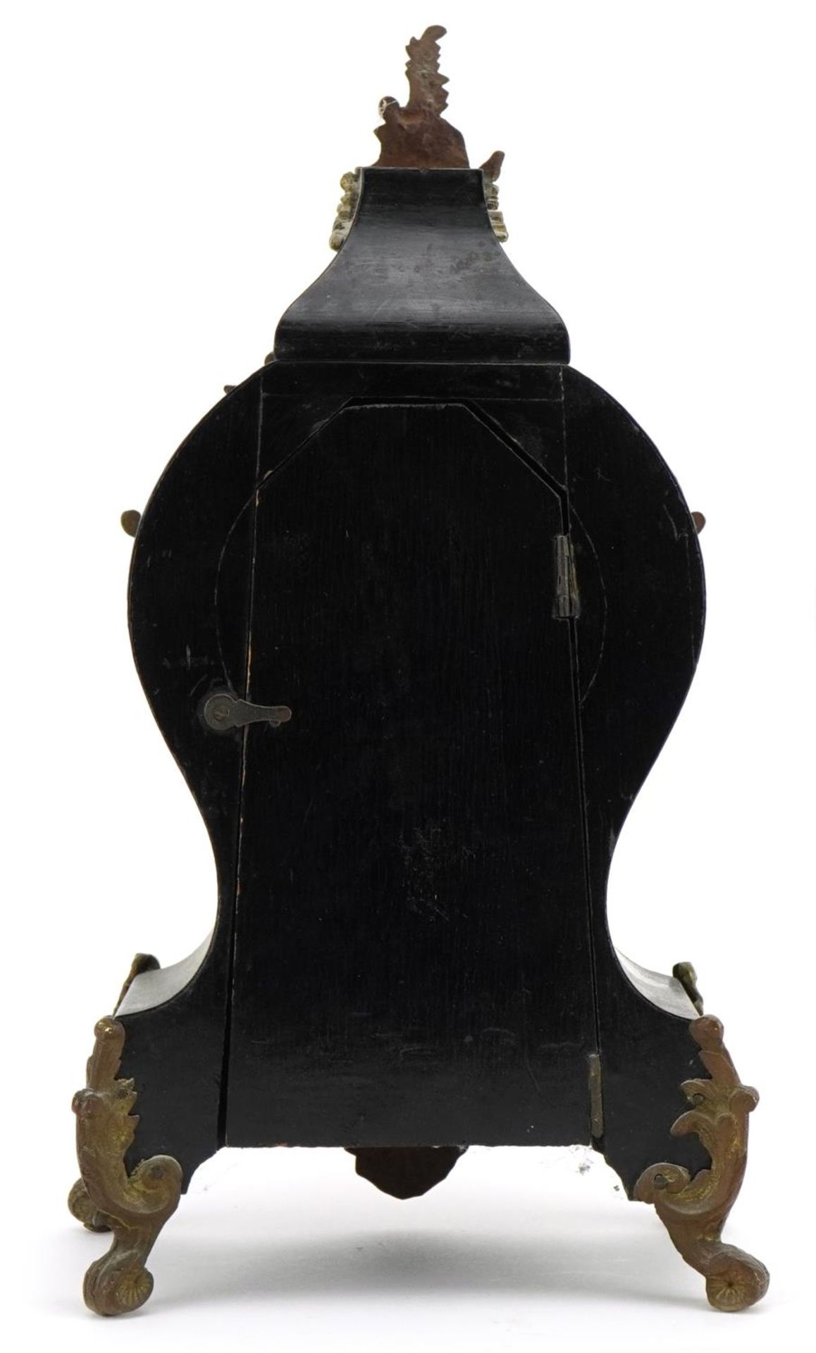 19th century French ebony and boulle work cartouche shape mantle clock with ornate brass mounts, the - Bild 3 aus 4