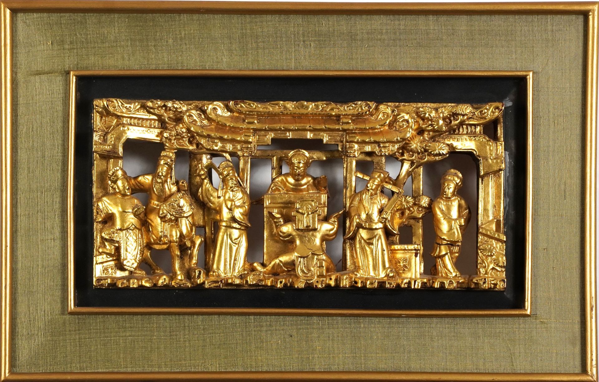 Two Chinese giltwood panels deeply carved with an Emperor and attendant and with figures crossing - Image 3 of 8