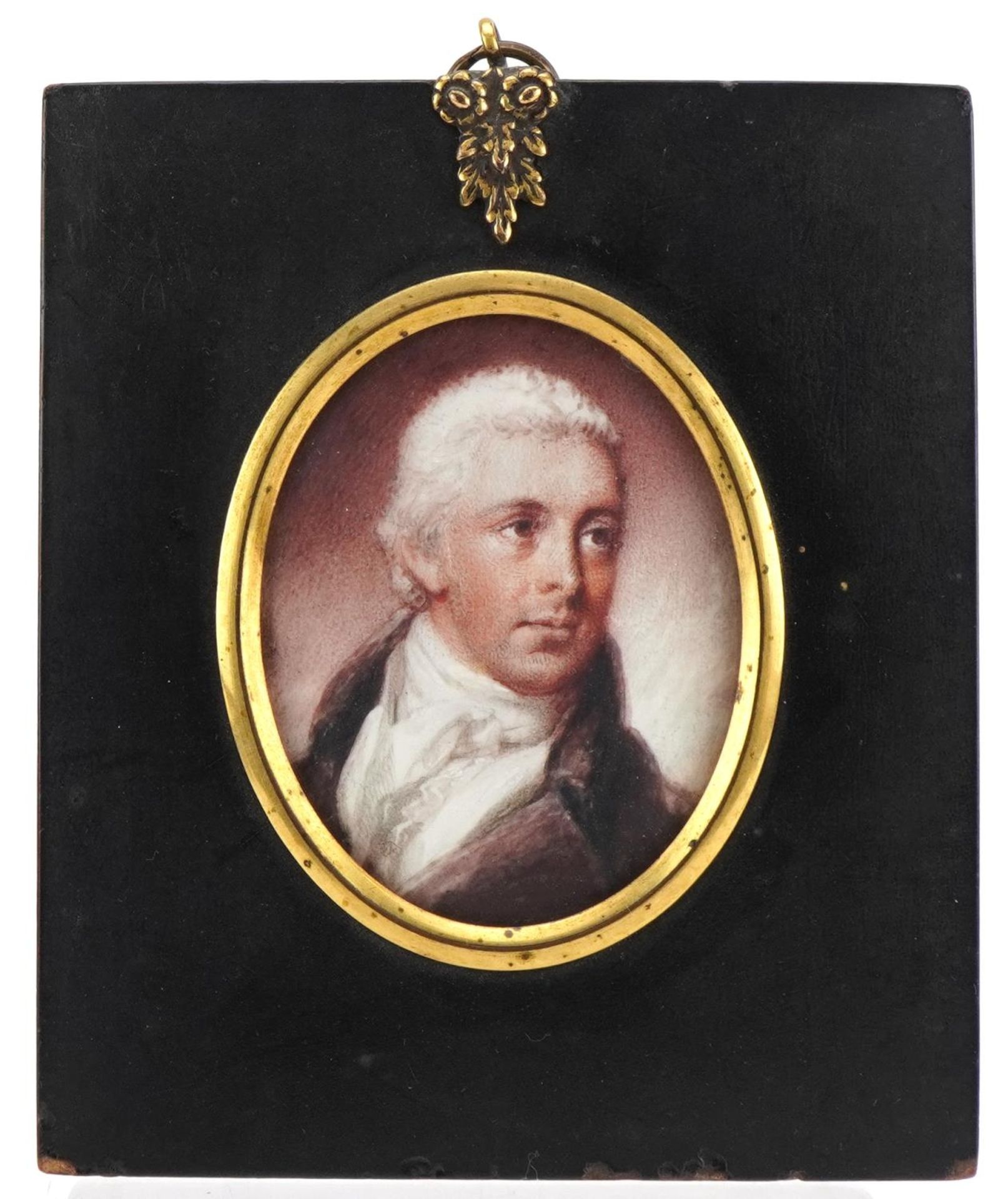 19th century oval hand painted portrait miniature of a gentleman wearing a cravat housed in an - Bild 2 aus 3