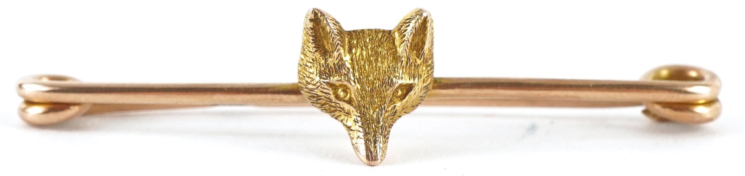 Victorian hunting interest 9ct gold fox head brooch 4.5cm wide, 3.4g