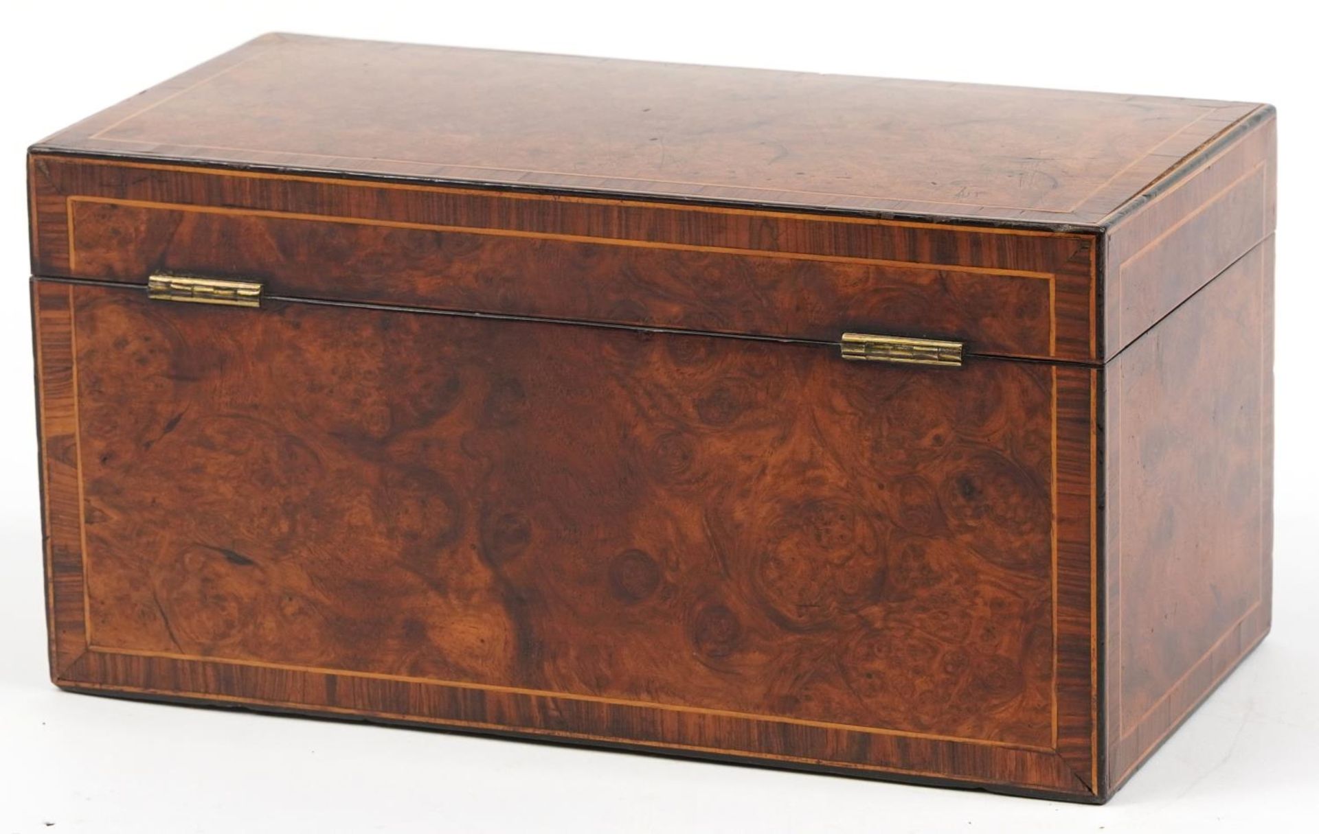 Early 19th century burr yew and walnut tea caddy with twin divisional interior having lidded - Image 3 of 4