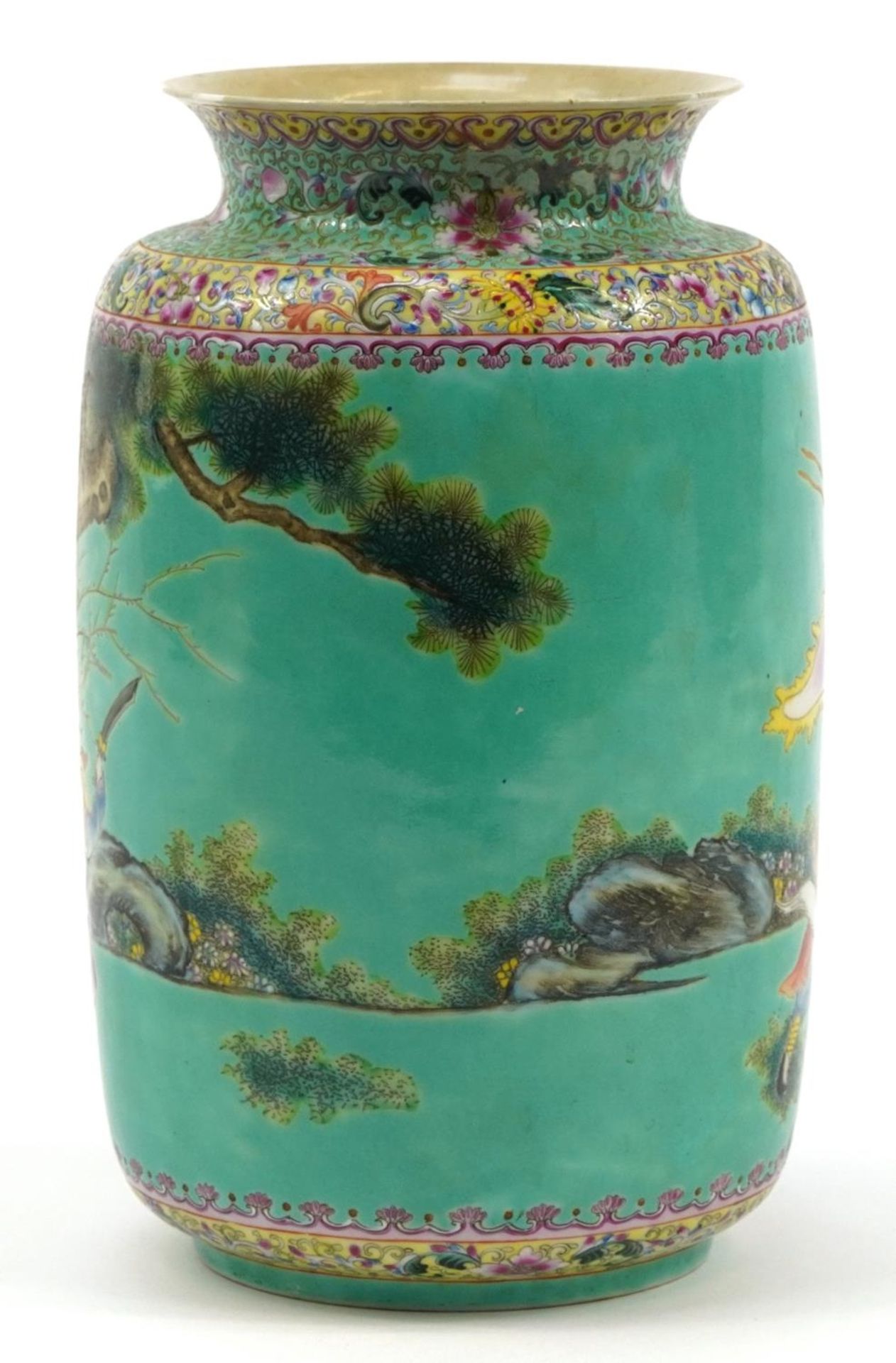 Chinese porcelain turquoise ground vase hand painted with warriors in a landscape, iron red six - Bild 2 aus 3