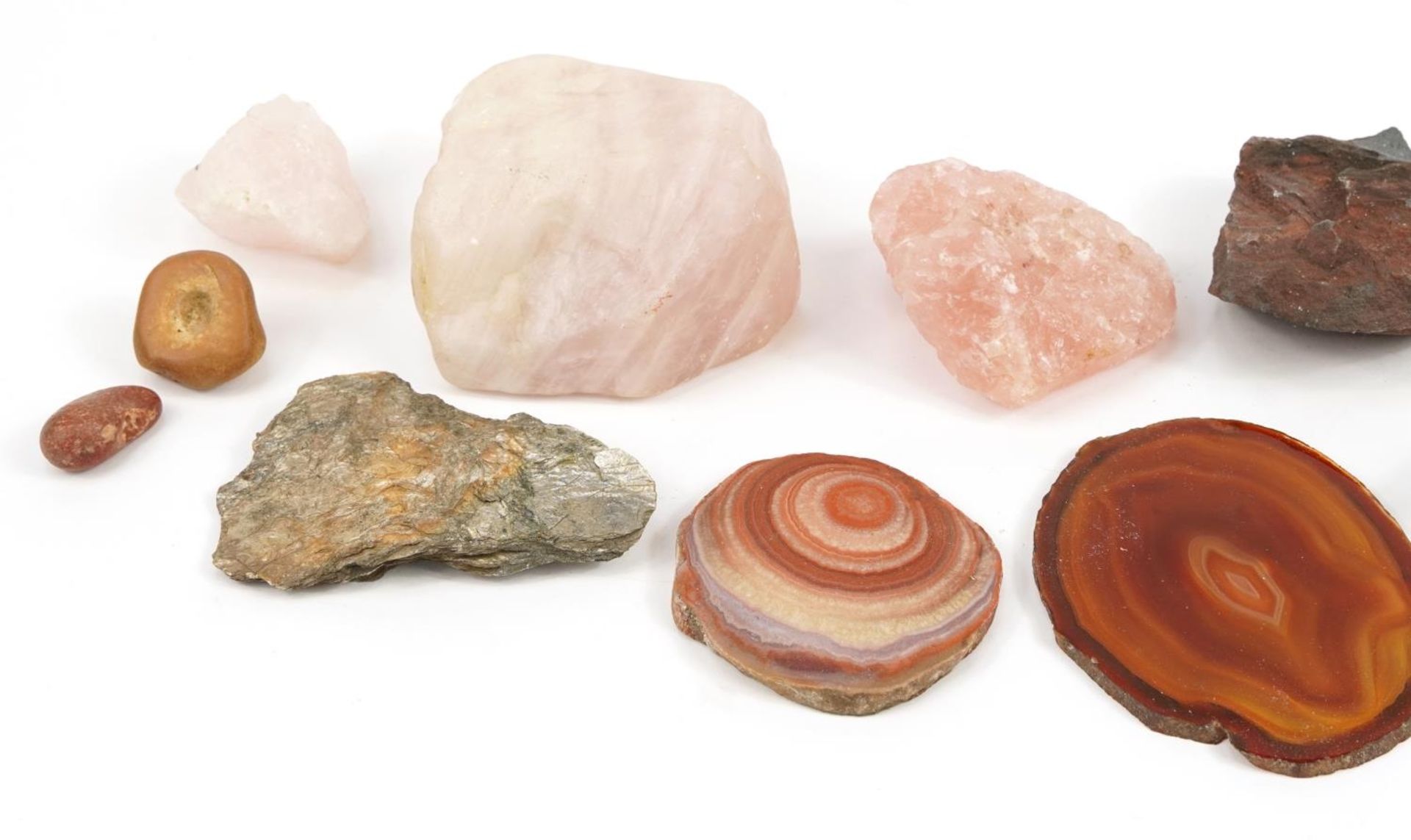 Collection of rock minerals and specimens including agate, rose quartz and amethyst, the largest - Image 3 of 4