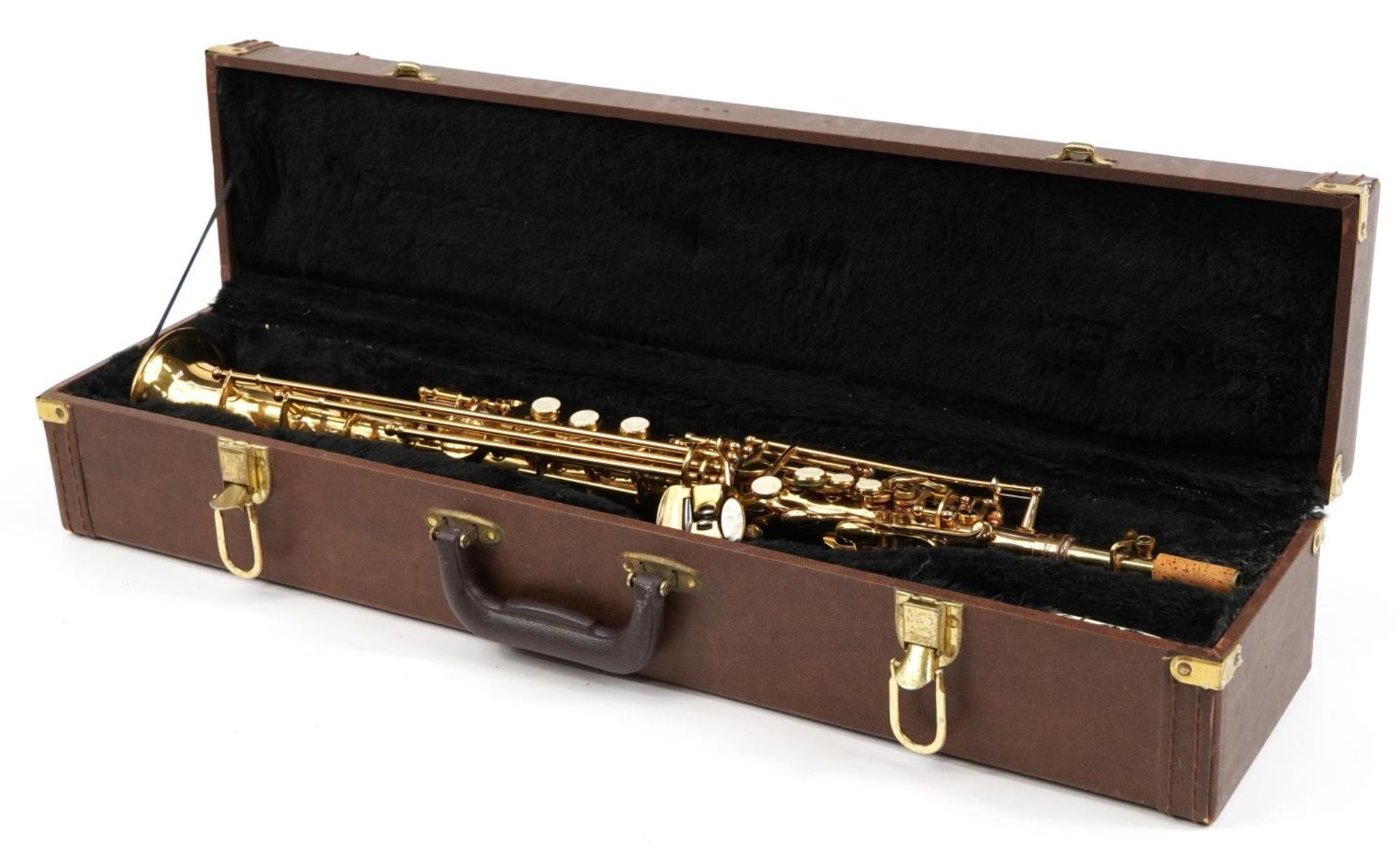 Earlham brass soprano saxophone with fitted case, the saxophone 64cm in length For further - Bild 5 aus 5