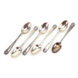 Set of six Edwardian silver teaspoons with shell design terminals, Sheffield 1903, 11cm in length,