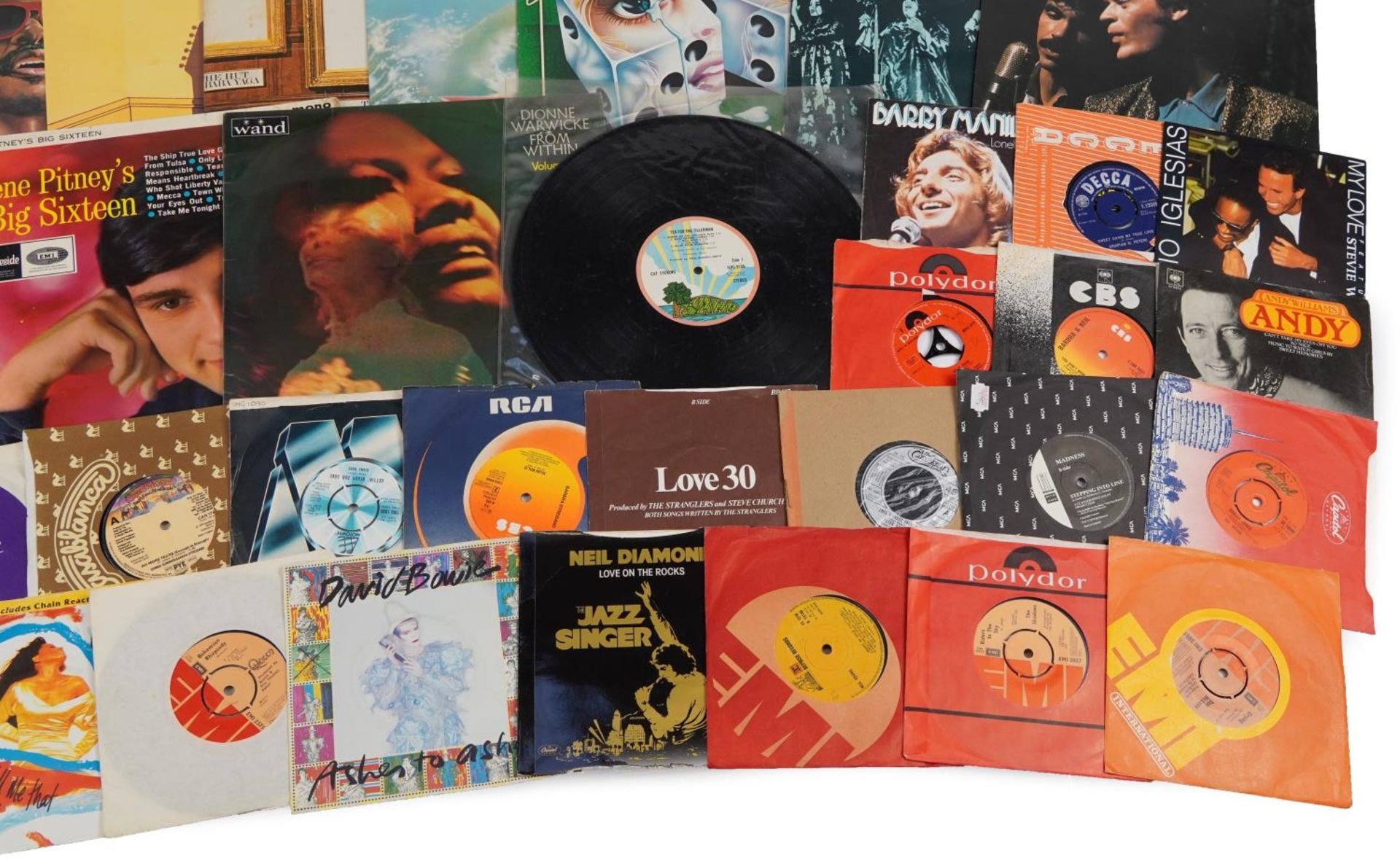Vinyl LP records and 45rpms including Barbara Streisand, Motown, The Shadows, Stevie Wonder and - Image 5 of 5
