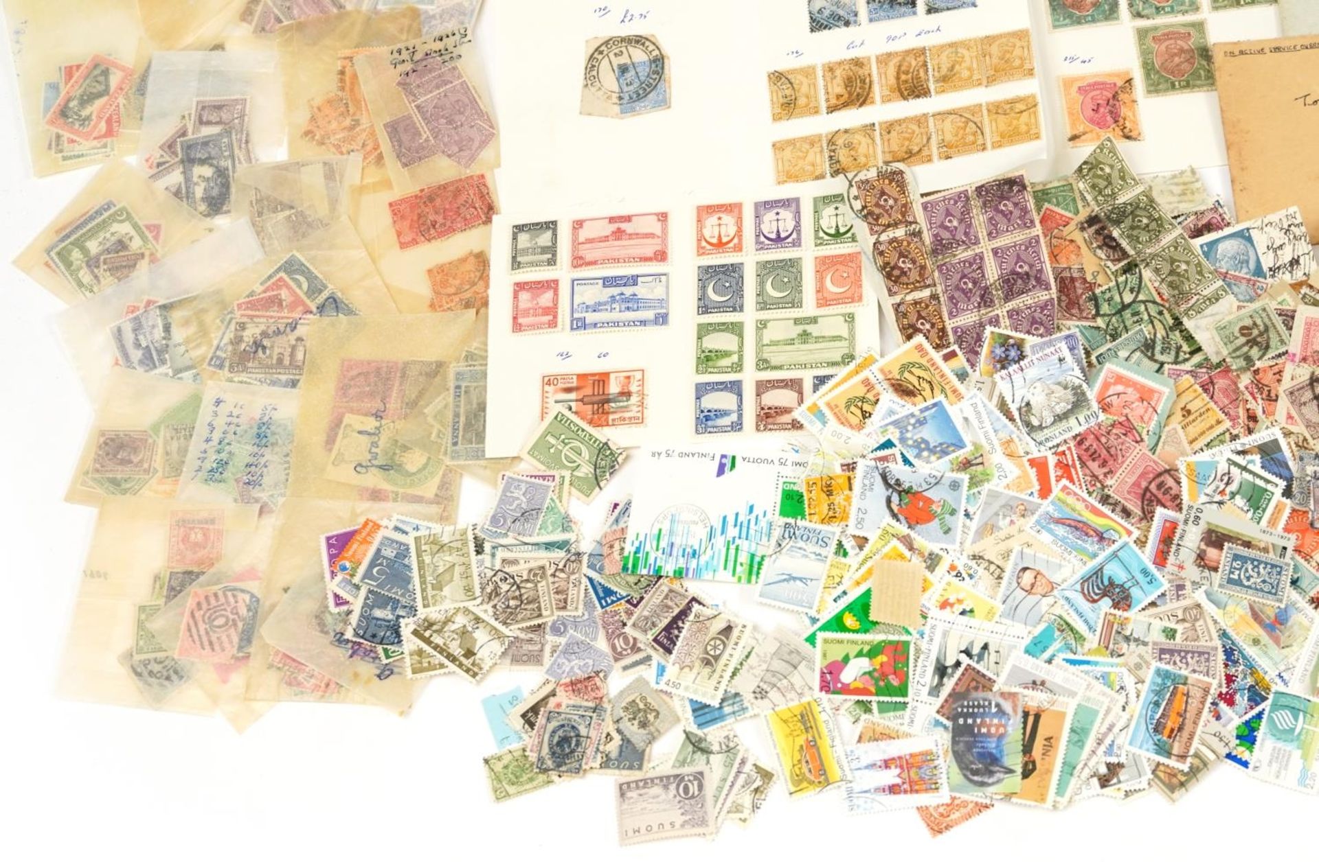 Collection of antique and later world stamps, some arranged in albums, including Denmark and - Image 8 of 13