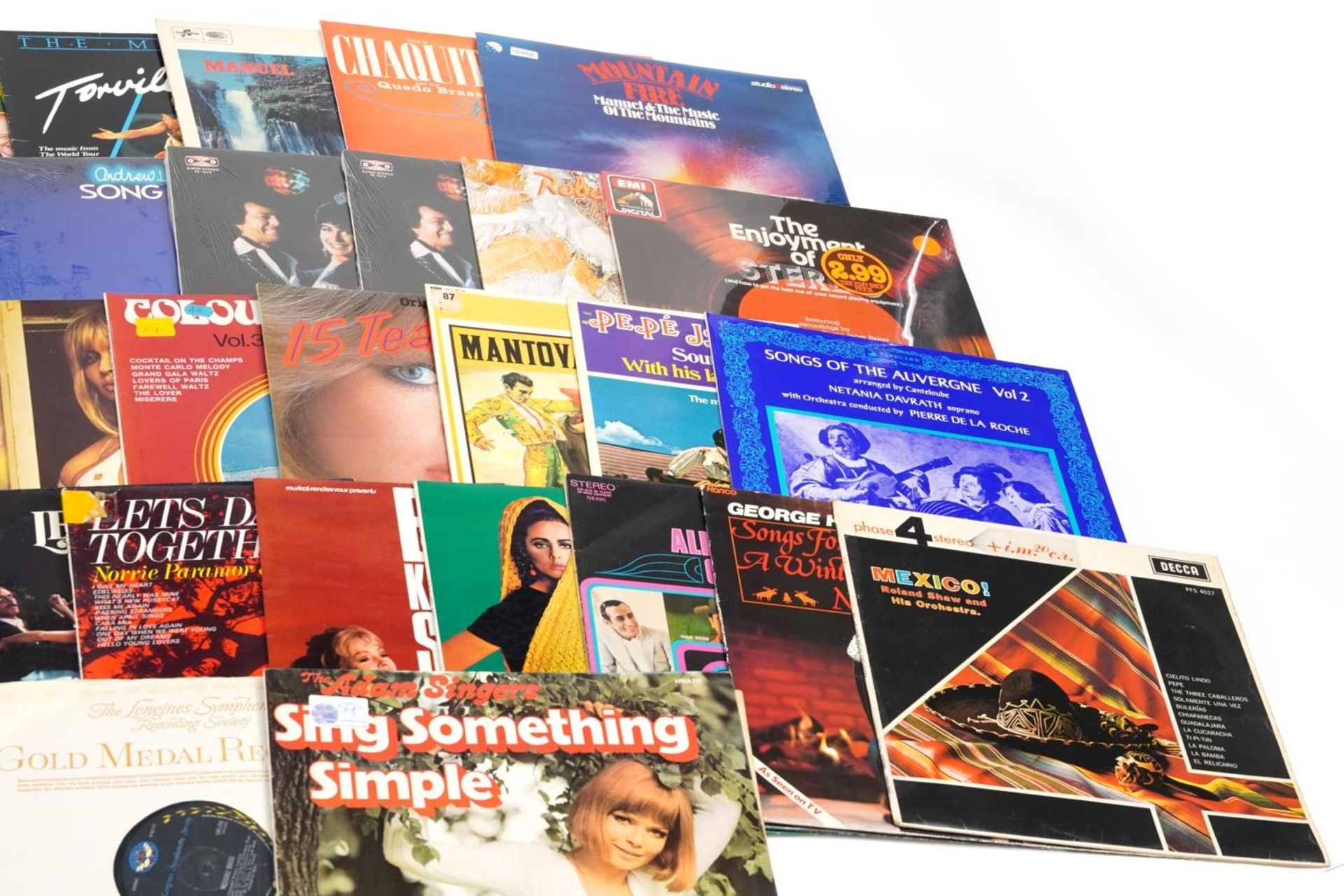 Predominantly Latin and classical vinyl LP records including Tony Evans, Sydney Thompson, Ray - Bild 5 aus 5