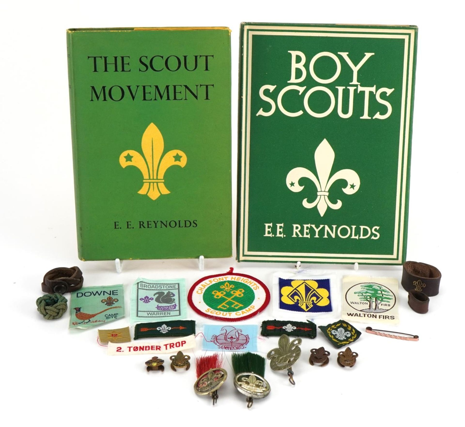 Scouting interest collectables including two hardback books and badges For further information on