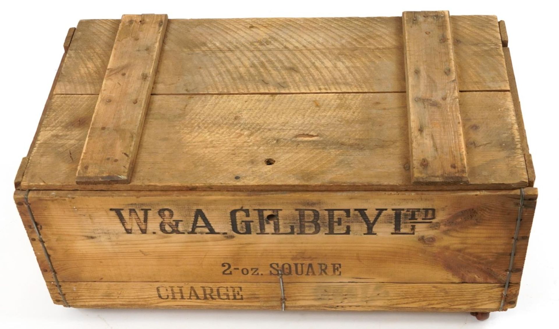 W & A Gilbey Ltd, Vintage Whisky pine advertising crate on metal casters, 26cm H x 66.5cm W x 37cm D - Bild 2 aus 5
