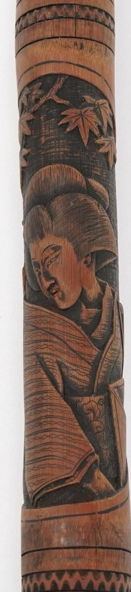 Chinese bamboo walking stick carved with panels of Geishas and flowers, 87.5cm in length For further - Bild 4 aus 4