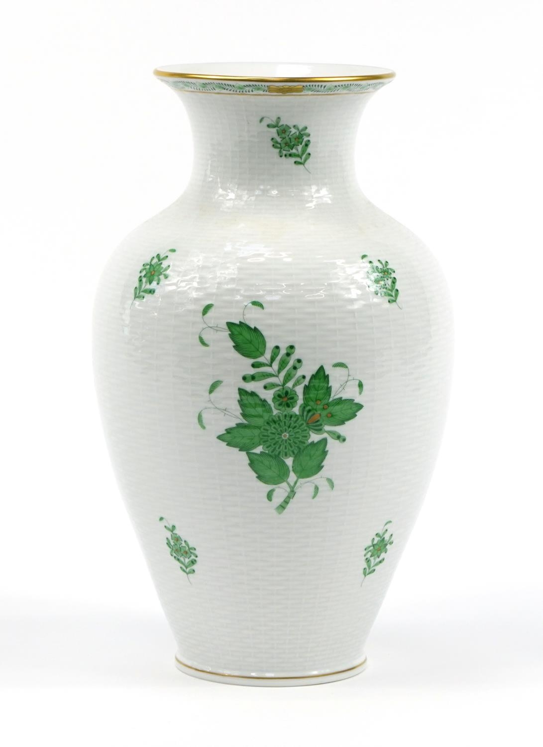 Herend, large Hungarian porcelain vase hand painted in the Chinese Bouquet pattern, incised 6961 - Image 2 of 4