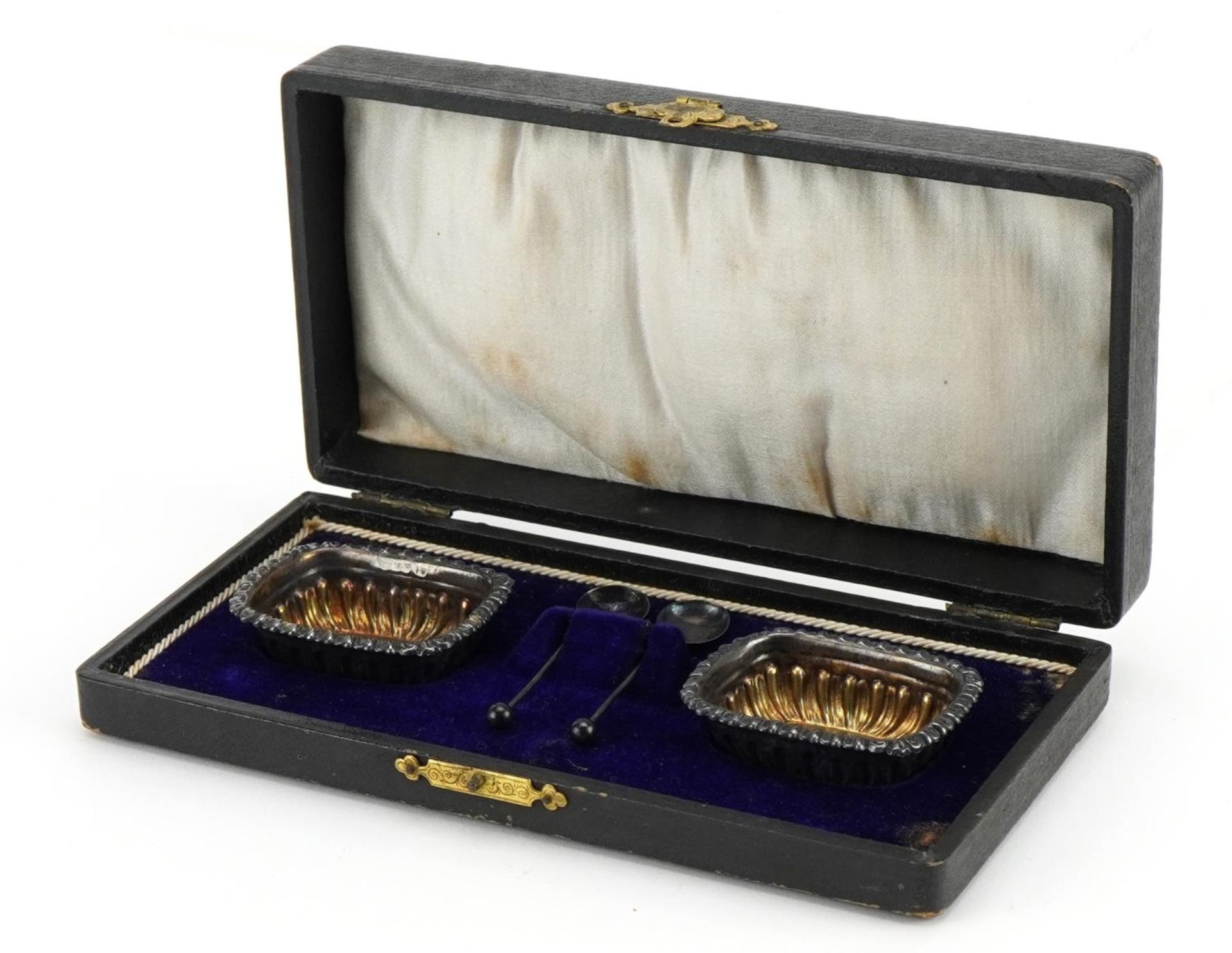 William Devenport, pair of George V silver salts with spoons housed in a fitted case, Birmingham