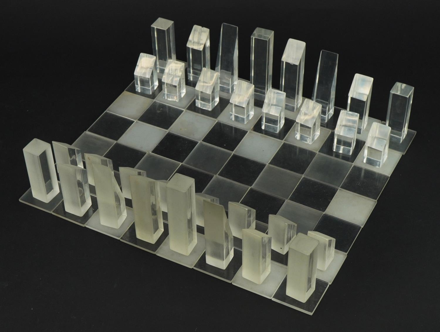 1970's Minimum acrylic chess set with case by David Pelham, published by Additions Alecto 1970, - Image 7 of 9