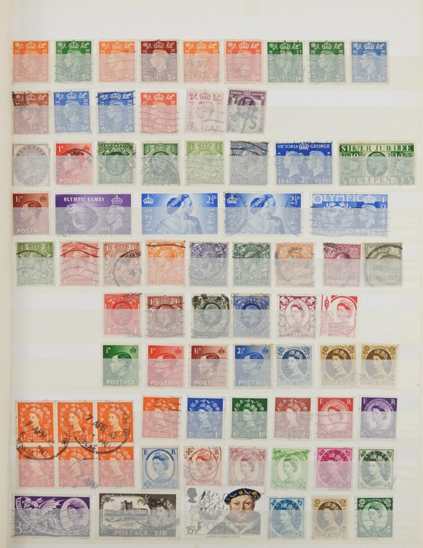 World stamps arranged in thirteen albums including Great Britain, South Africa, USA, Canada, Isle of - Image 10 of 12