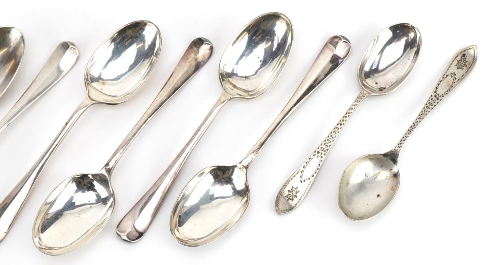 Eleven Victorian and later silver teaspoons including a set of six by Viners, the largest 14.2cm - Bild 3 aus 5