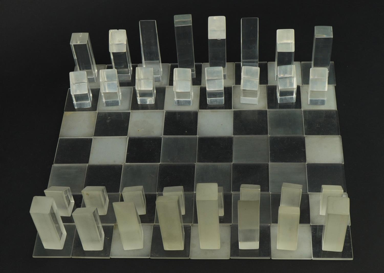 1970's Minimum acrylic chess set with case by David Pelham, published by Additions Alecto 1970, - Image 6 of 9