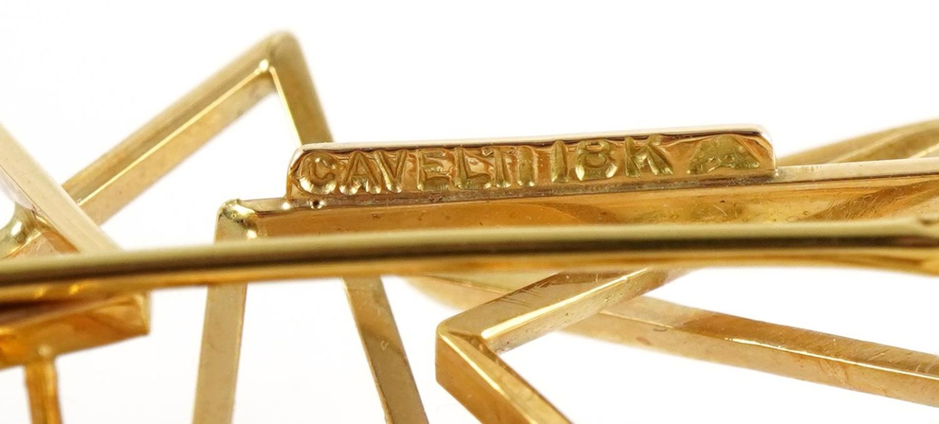 Toni Cavelti Modernist 1960s 18k gold brooch set with eight graduated diamonds, the largest - Bild 3 aus 3