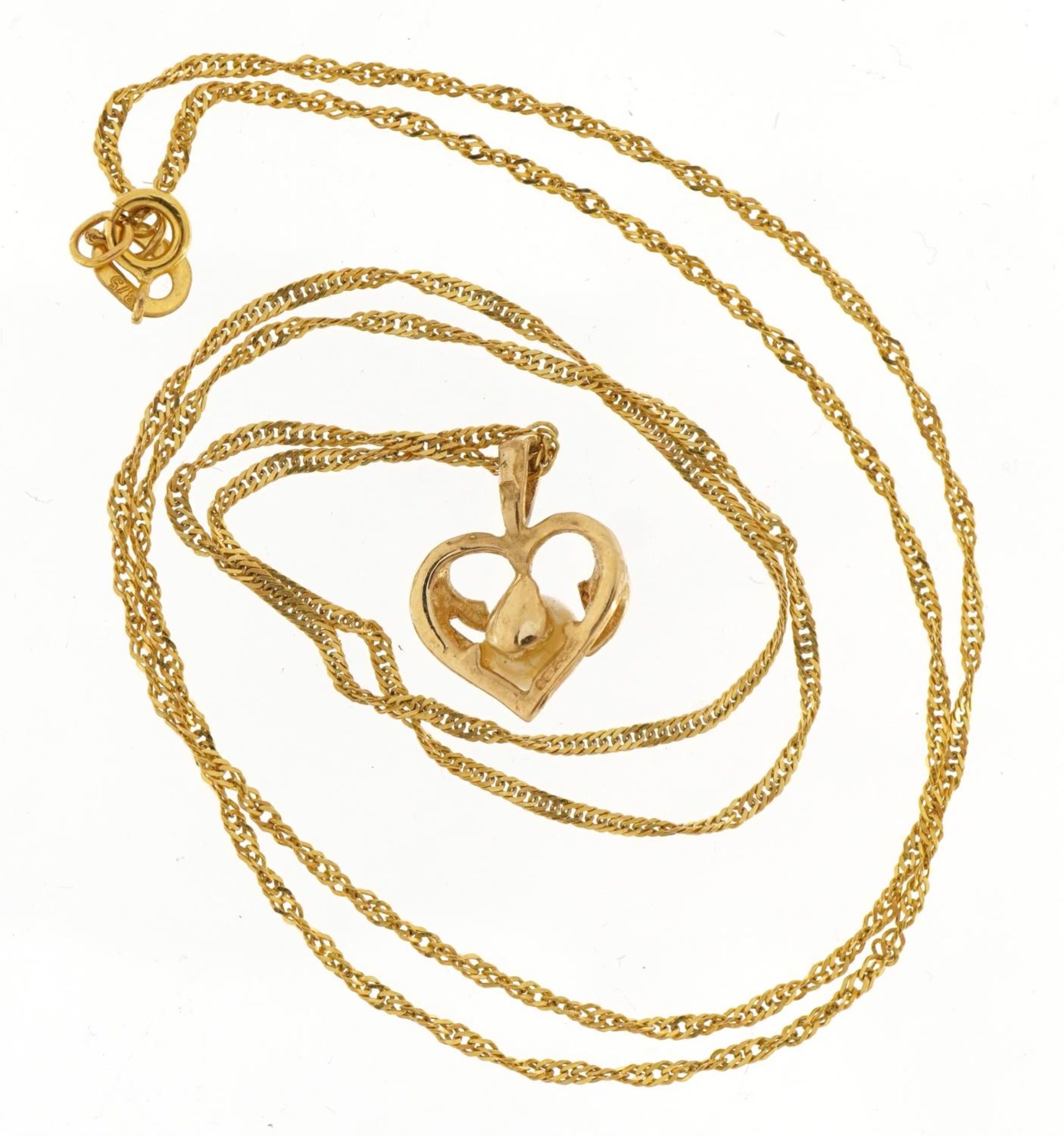 9ct gold love heart pendant set with a pearl on a 9ct gold rope twist necklace, 1.3cm high and - Bild 3 aus 4