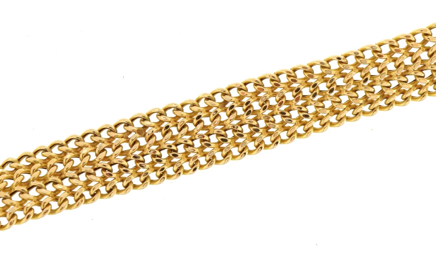 9ct gold curb link four row bracelet, 19cm in length, 3.2g : For further information on this lot