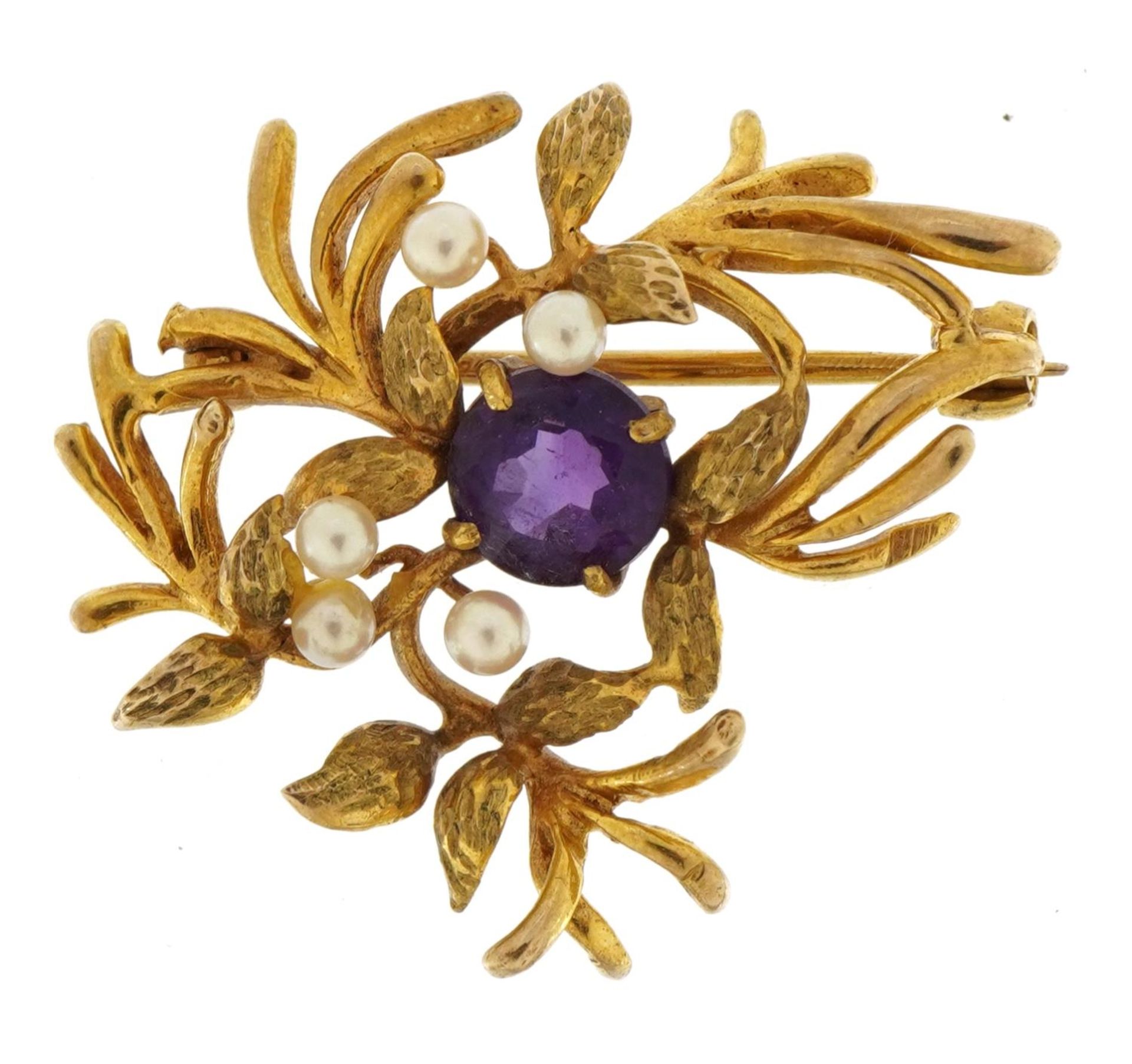 9ct gold amethyst and pearl leaf brooch, 3.2cm wide, 4.9g : For further information on this lot