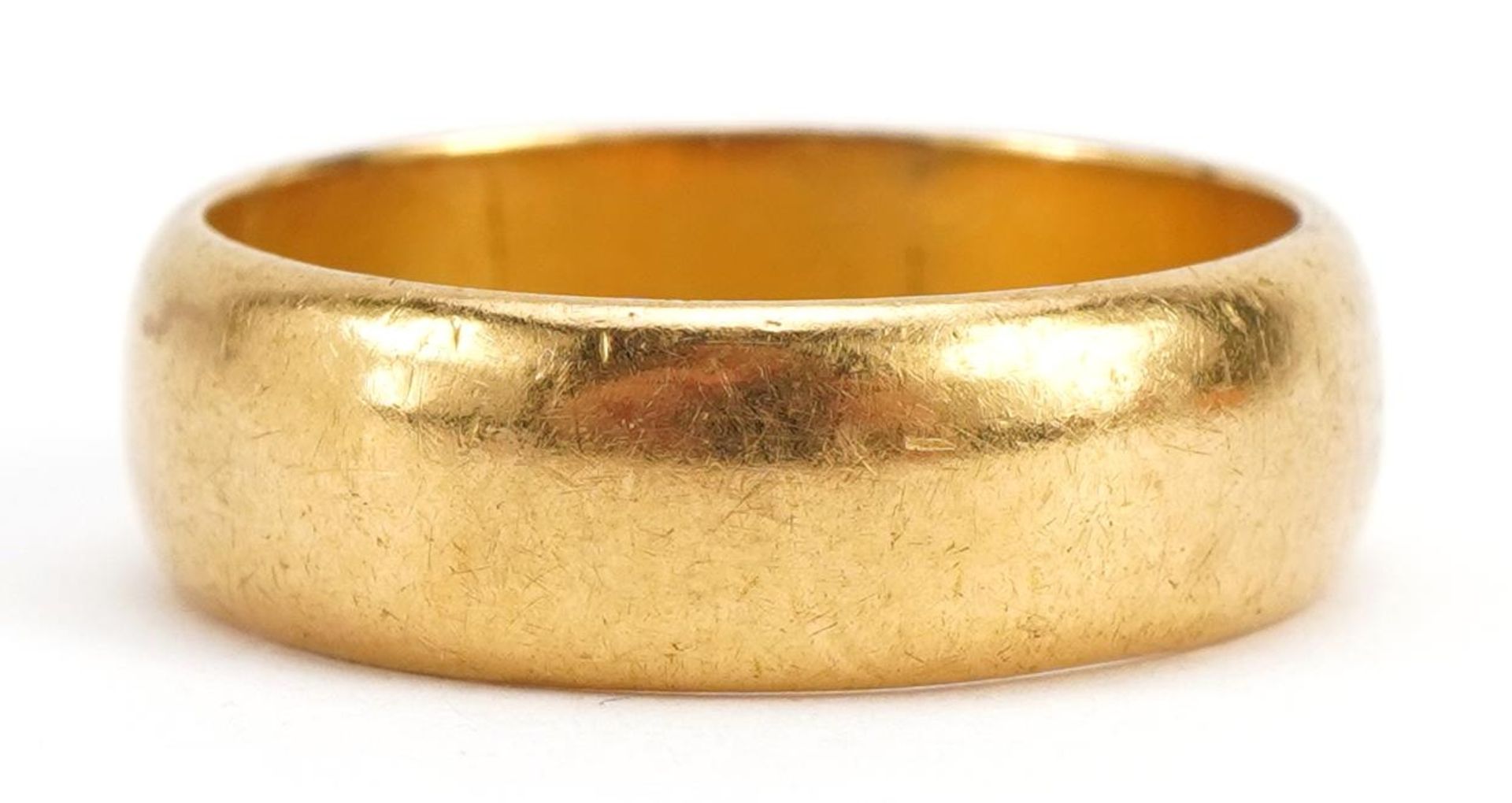22ct gold wedding band, size P/Q, 8.2g : For further information on this lot please contact the - Bild 2 aus 4