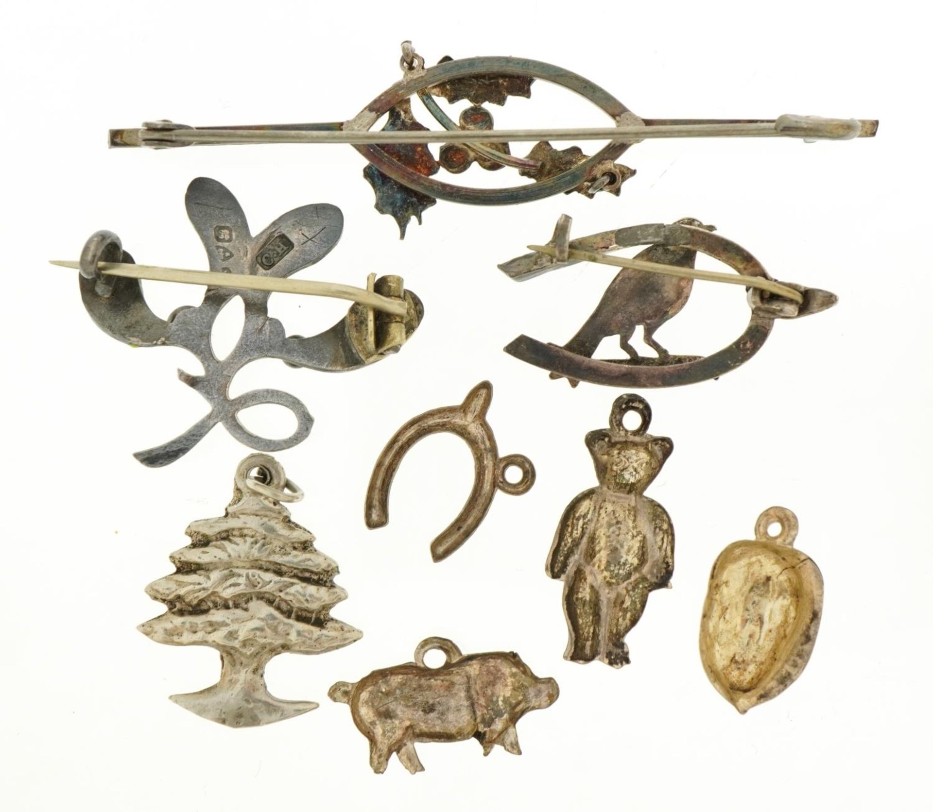 Silver Christmas related charms and brooches including set of six Christmas pudding charms and three - Image 4 of 5