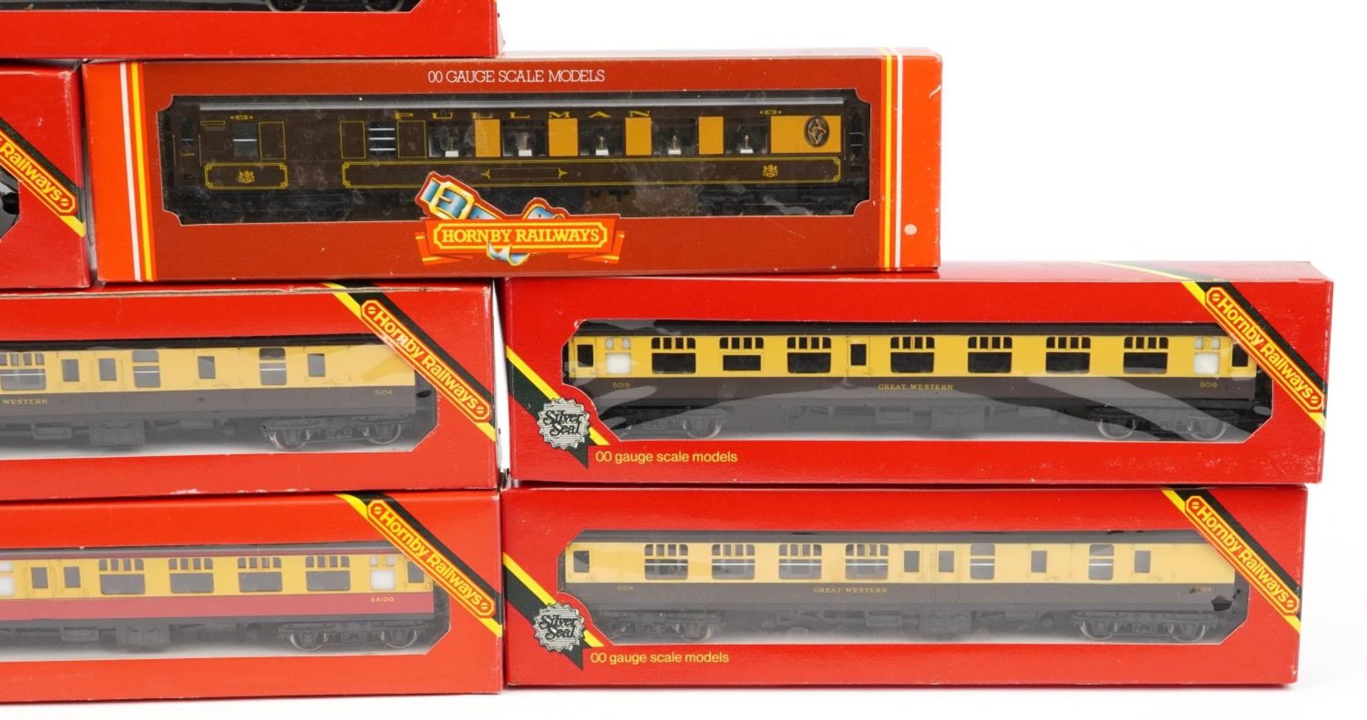 Hornby OO gauge model railway with boxes comprising nine carriages and GW Brake Van wagon : For - Bild 4 aus 4
