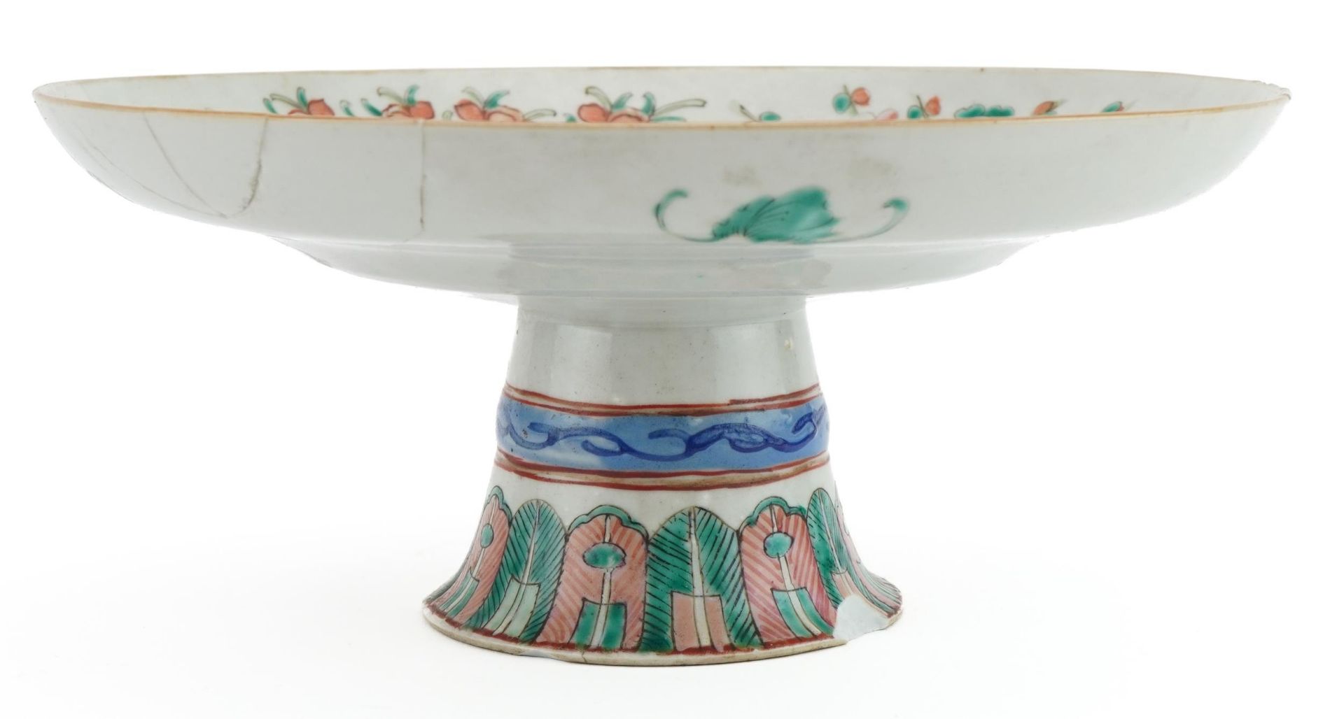 Chinese porcelain pedestal dish hand painted in the famille rose palette with flowers, 10cm high x - Bild 2 aus 4