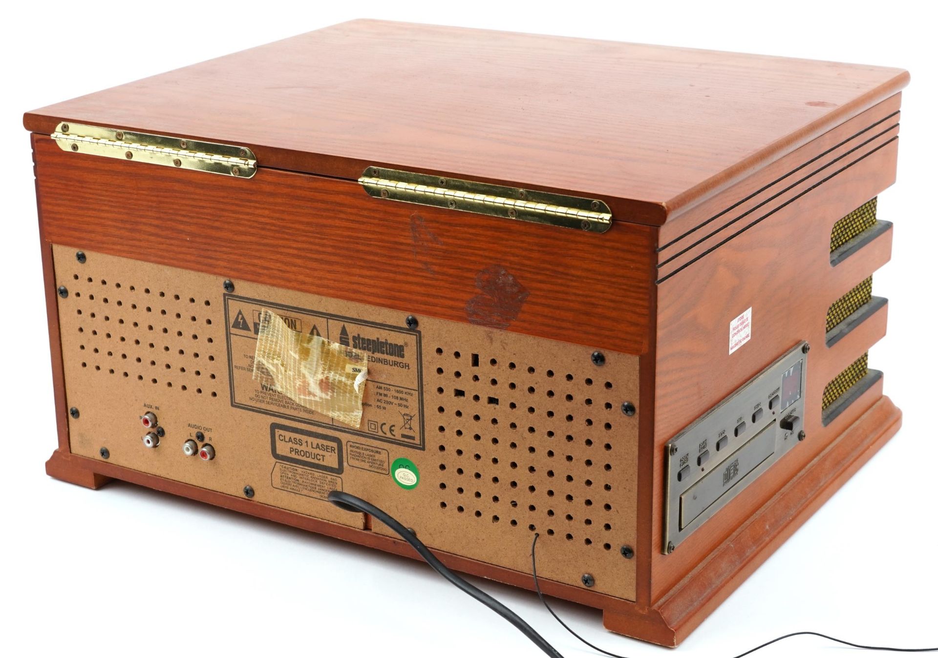 Retro Steepletone lightwood record/CD player and radio, 26cm H x 45cm W x 37cm D : For further - Image 3 of 3
