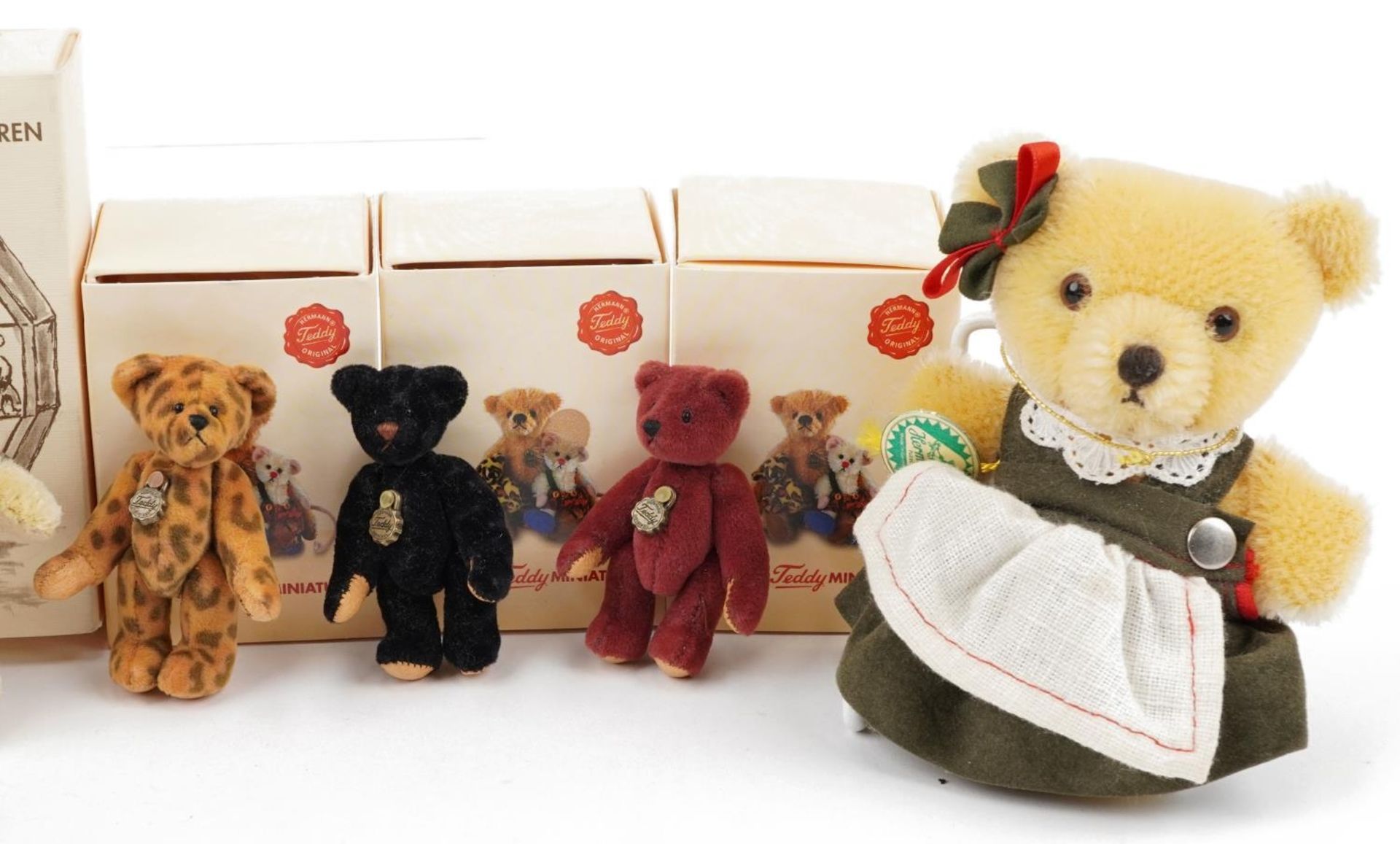 Eight Hermann miniature teddy bears, six with boxes, the largest 13cm high : For further information - Bild 6 aus 10