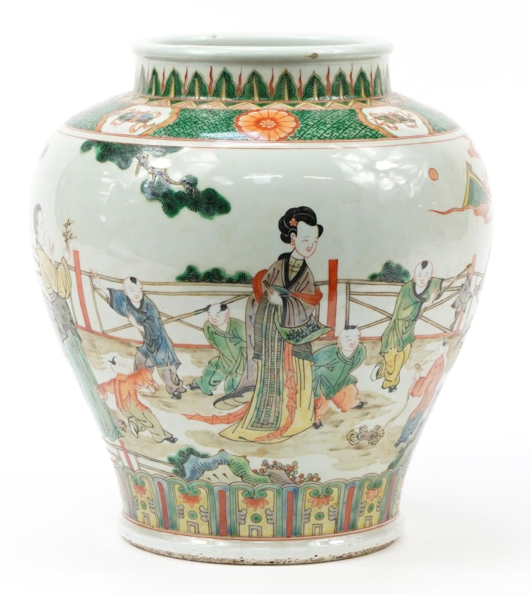 Chinese porcelain baluster jar hand painted in the famille verte palette with mothers and children - Bild 2 aus 3