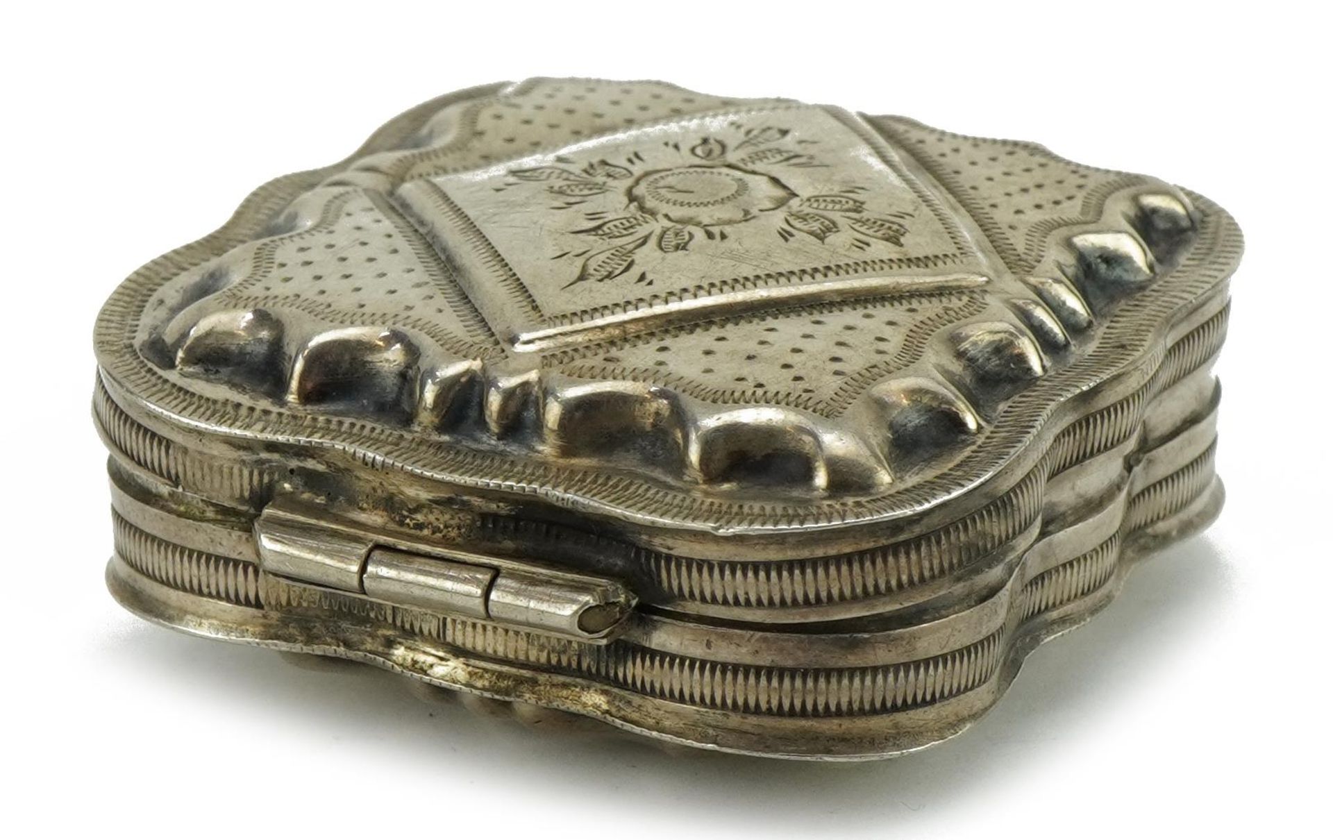 Dutch silver snuff box, the hinged lid with engraved decoration, 5cm wide, 27.3g : For further - Image 2 of 5