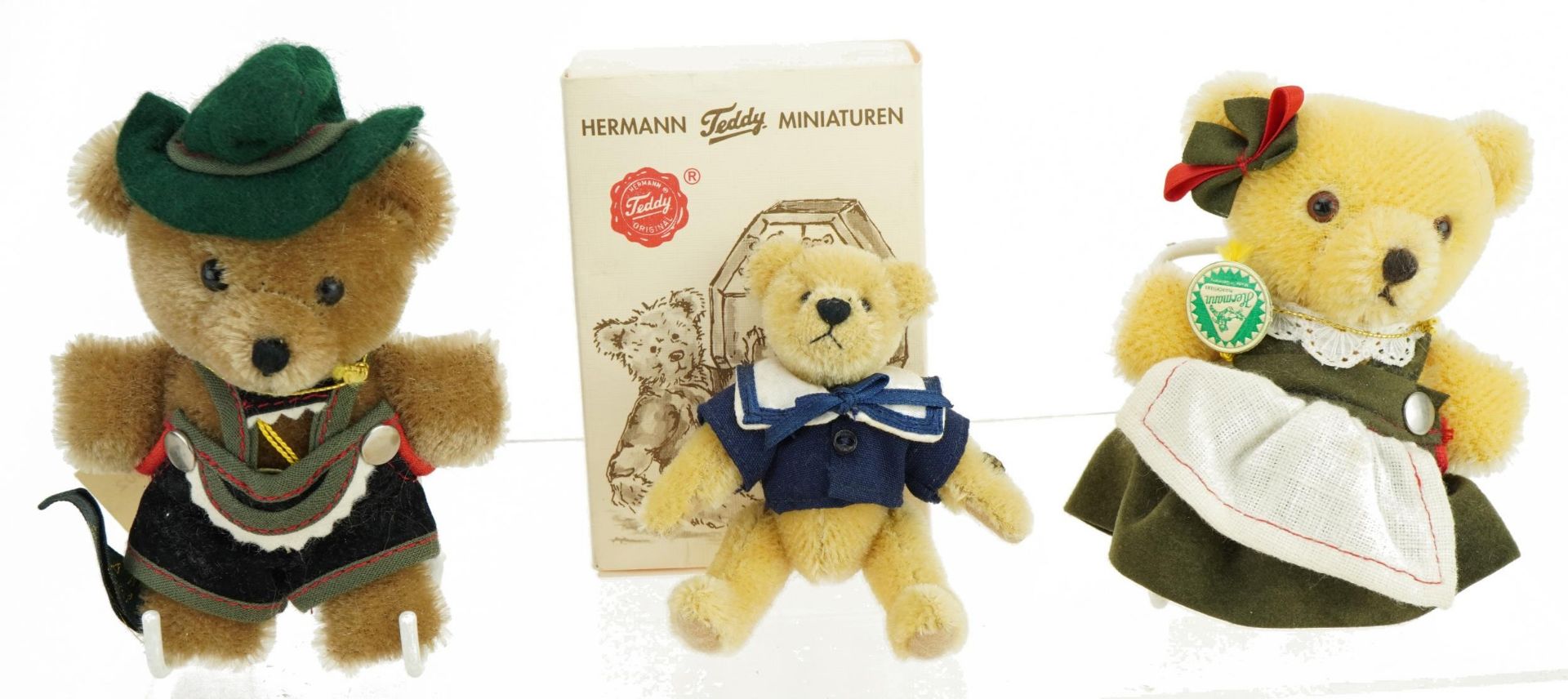 Eight Hermann miniature teddy bears, six with boxes, the largest 13cm high : For further information - Bild 5 aus 10