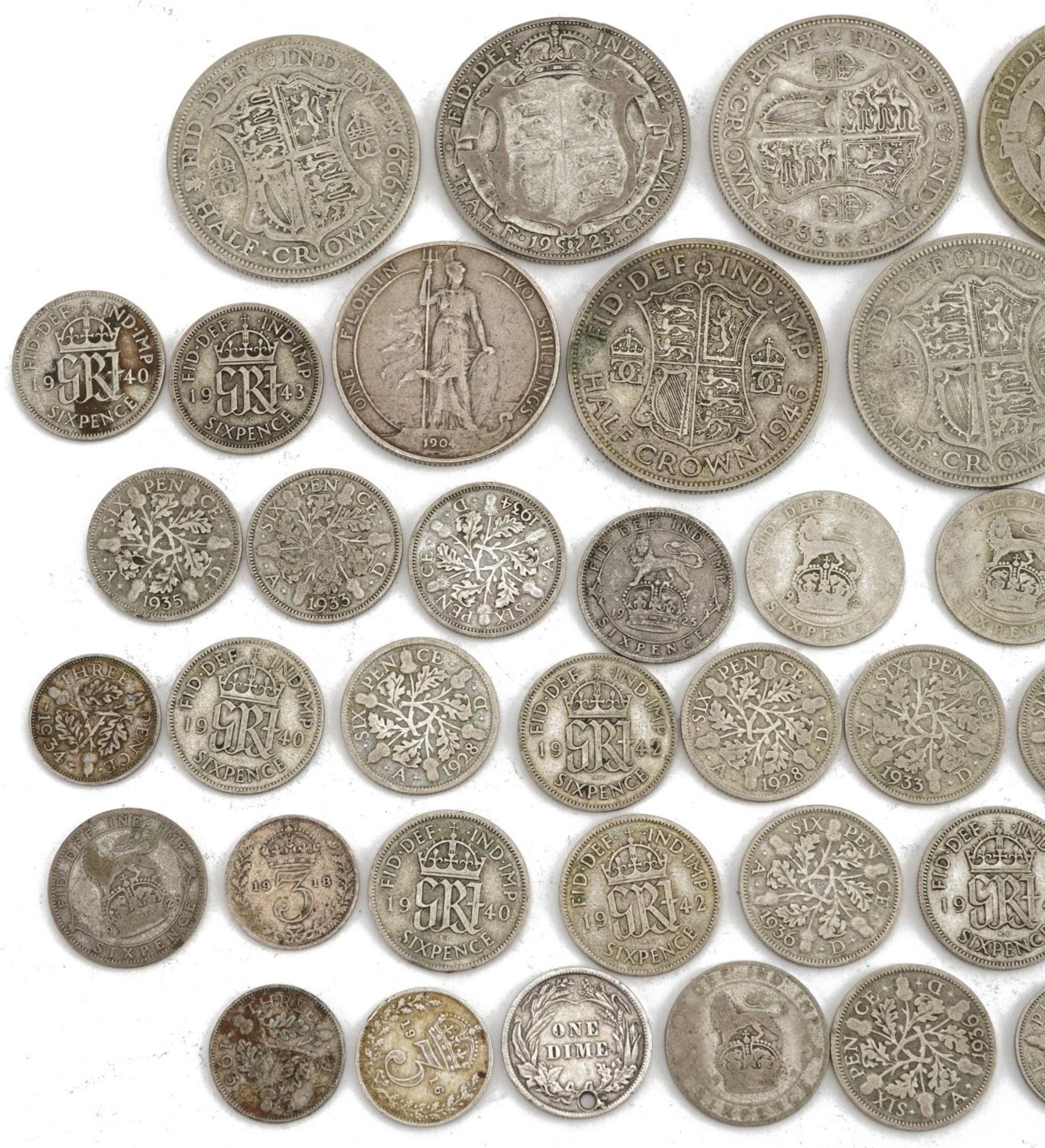 Collection of predominantly pre 1947 British coins including half crowns and sixpences, 209.0g : For - Image 2 of 6