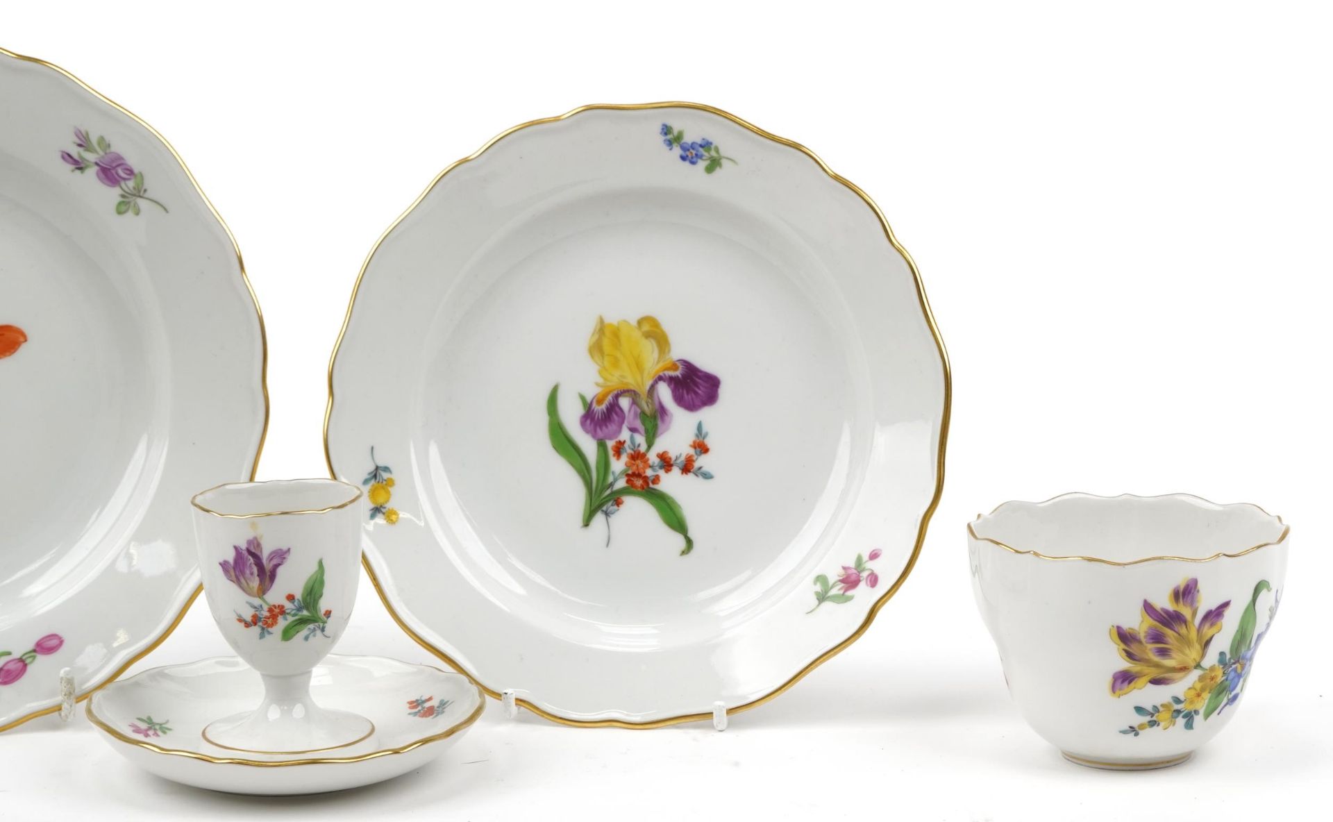 Meissen, German porcelain hand painted with flowers comprising cup, two plates, milk jug and eggcup, - Bild 3 aus 4