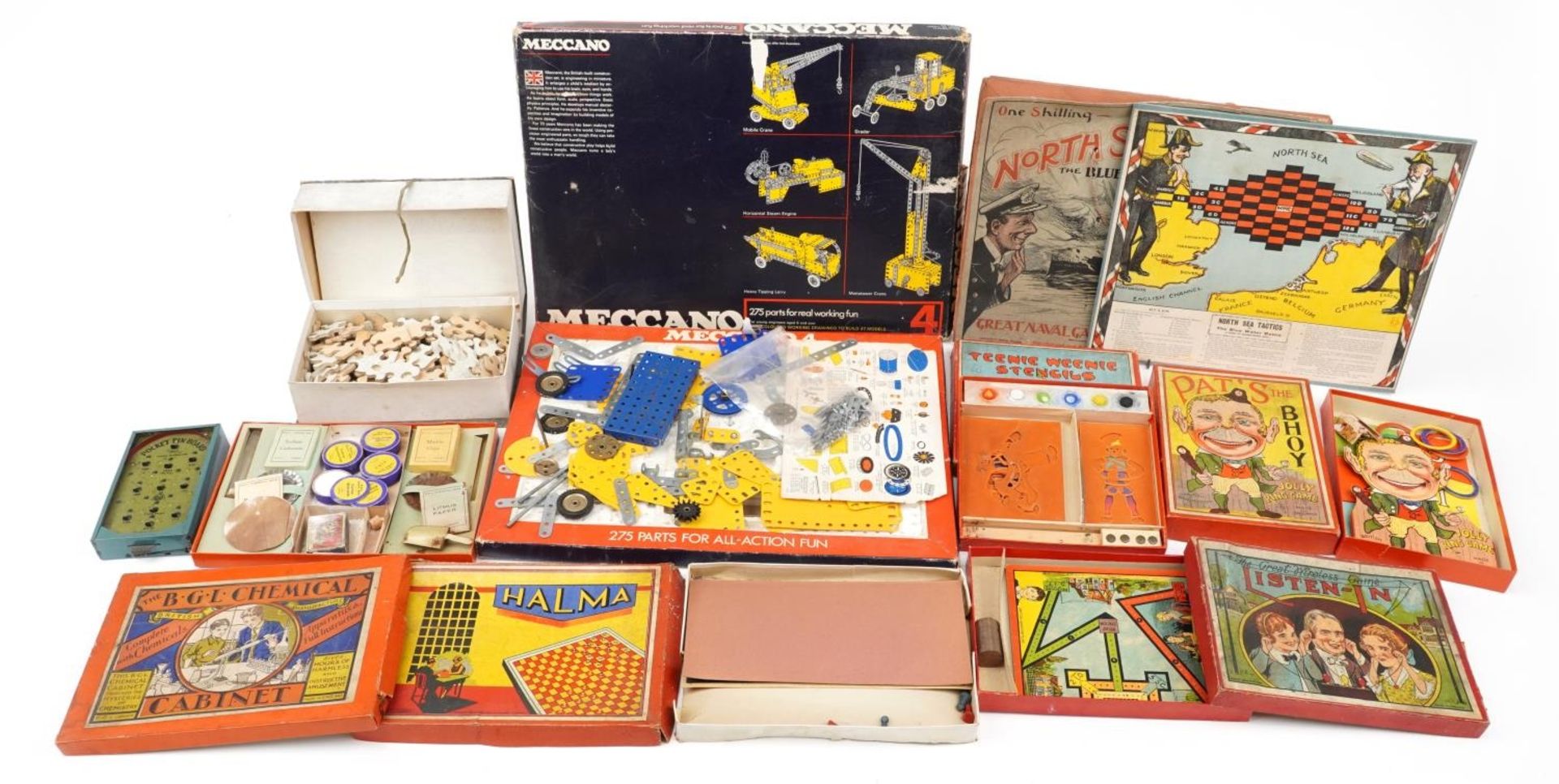 Vintage toys, some with boxes including pocket pin board, wooden Gateway jigsaw puzzle, Pat's the