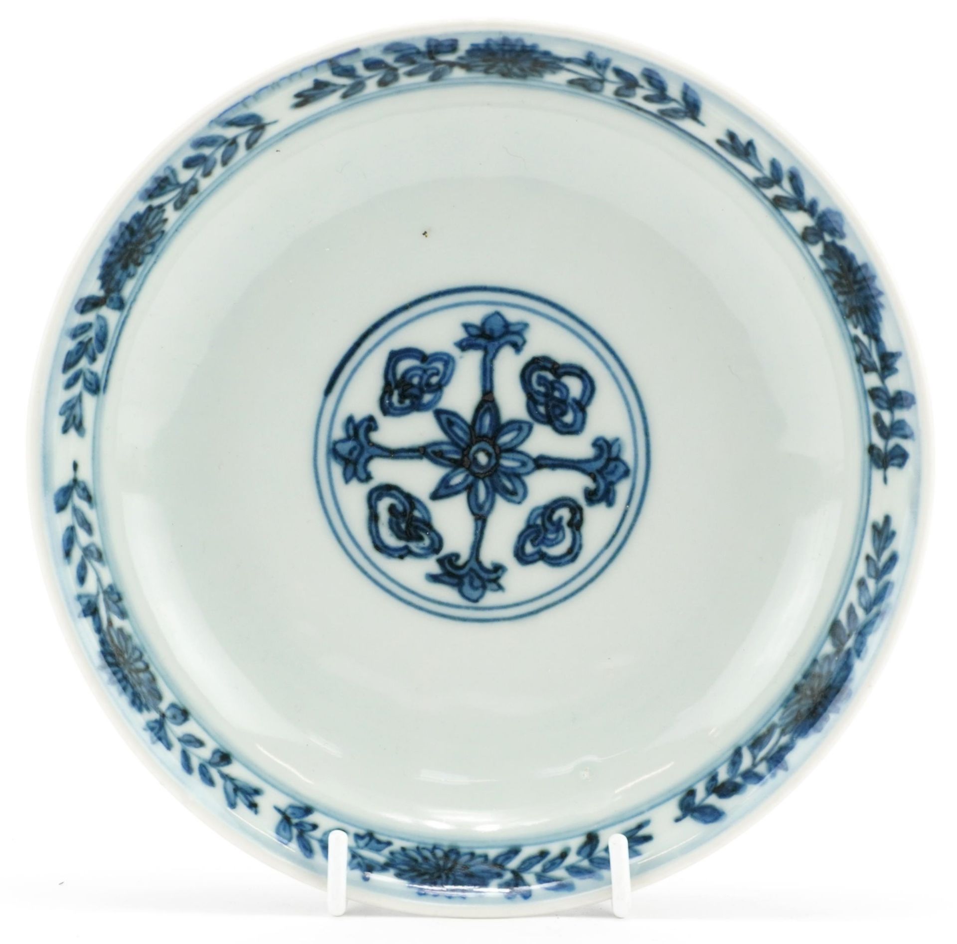 Chinese blue and white porcelain dish hand painted with flowers, six figure character marks to the